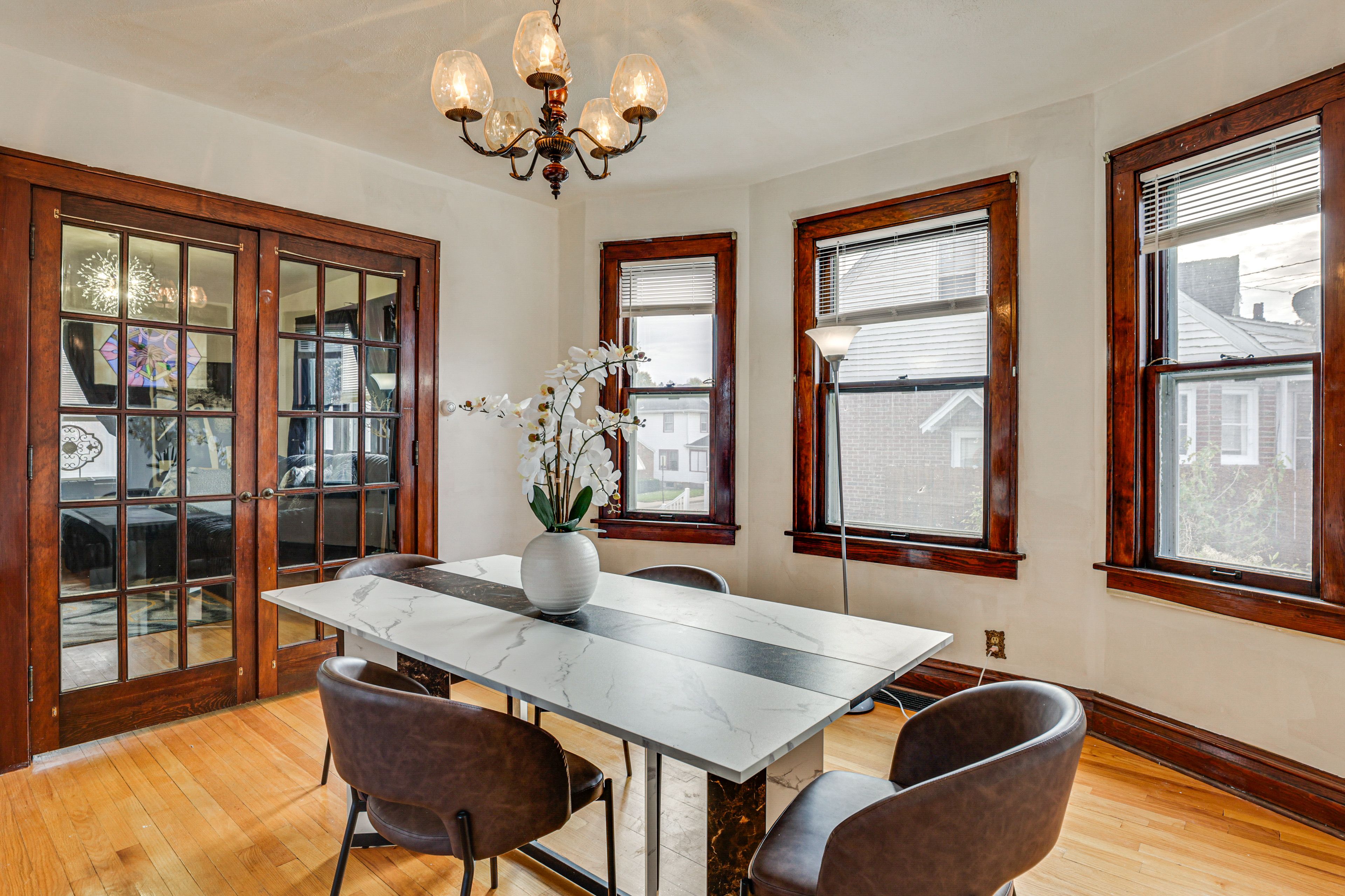 Dining Room | Dishware/Flatware Provided | Main Level
