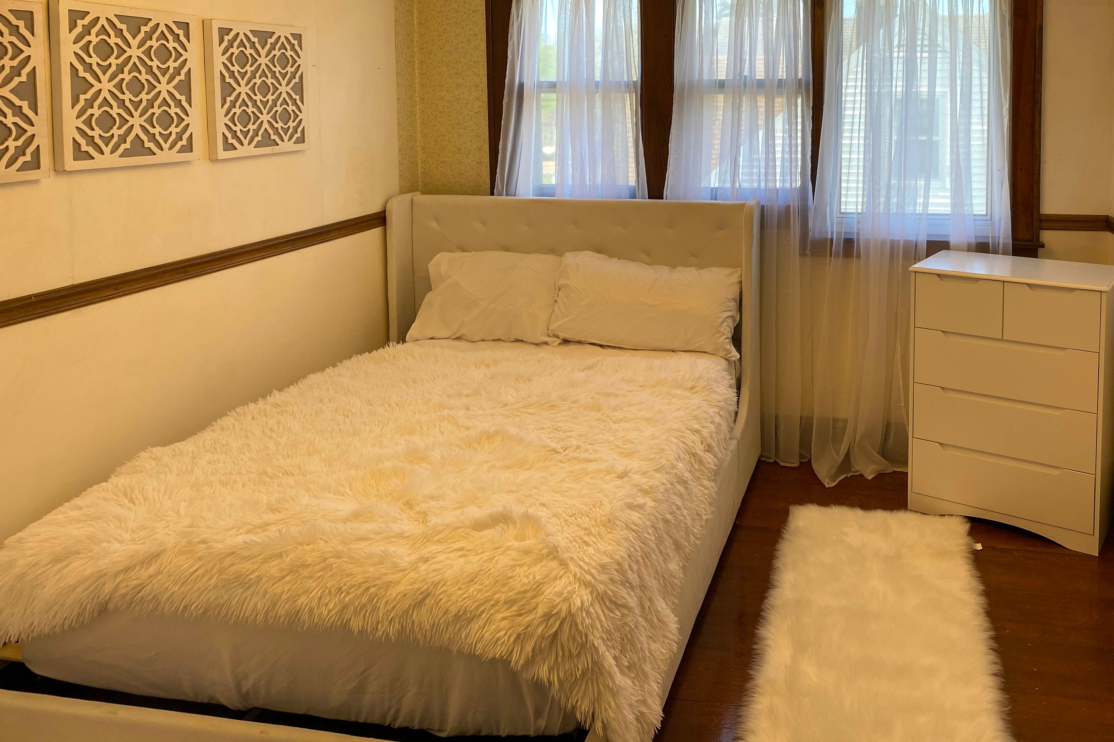 Bedroom 3 | Queen Bed | Upper Level