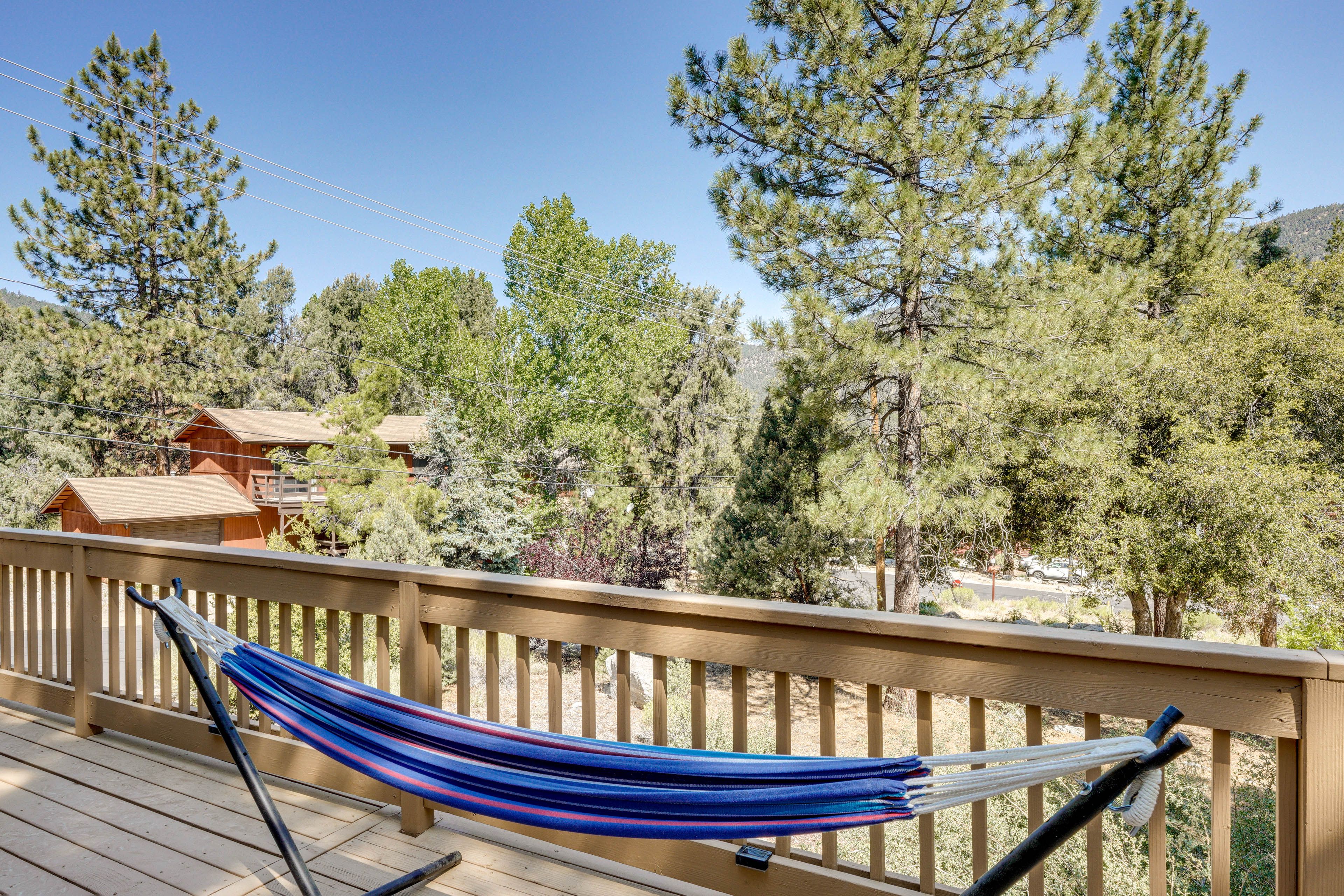Deck | Hammock | Gas Grill