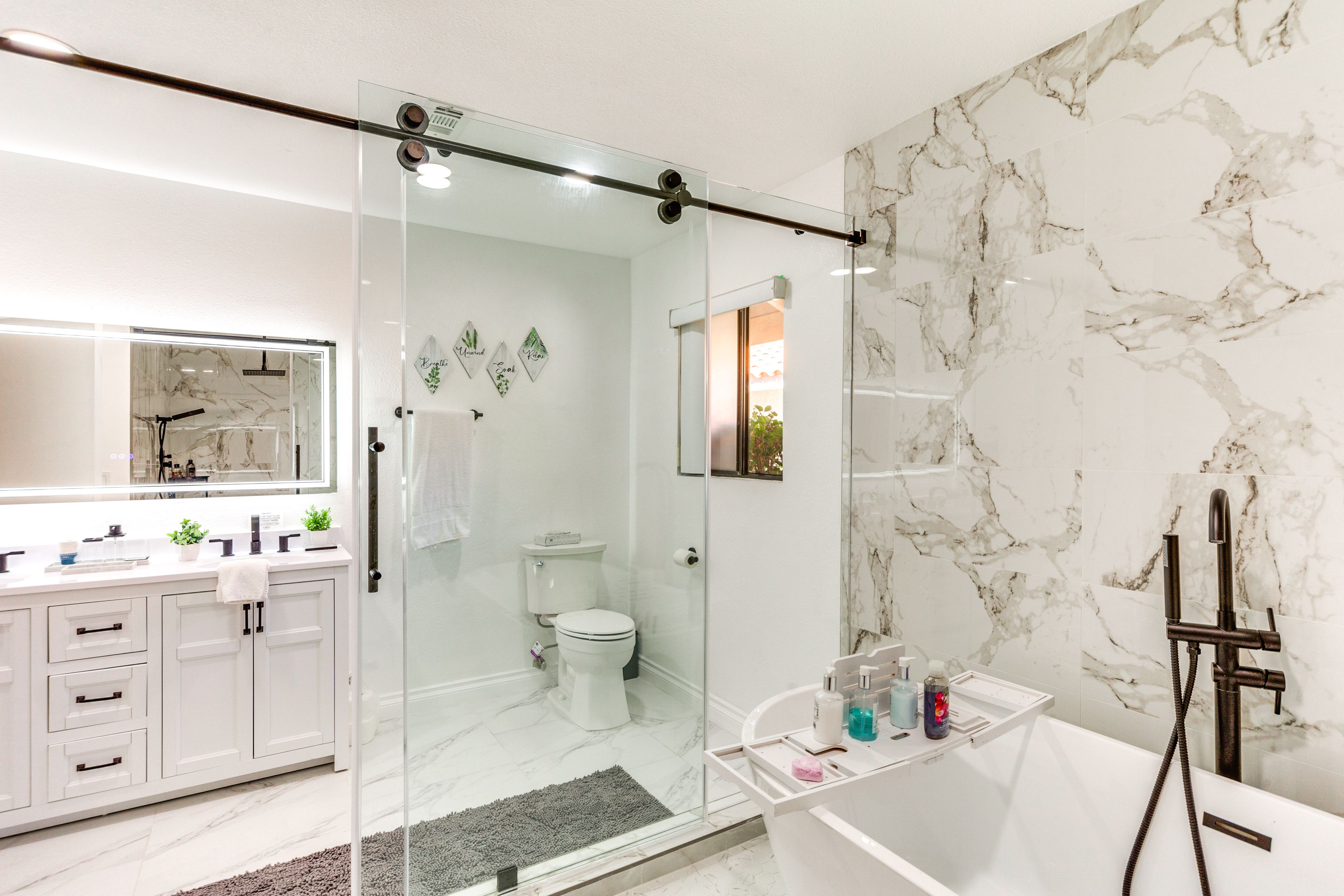 En-Suite Bathroom | Towels Provided