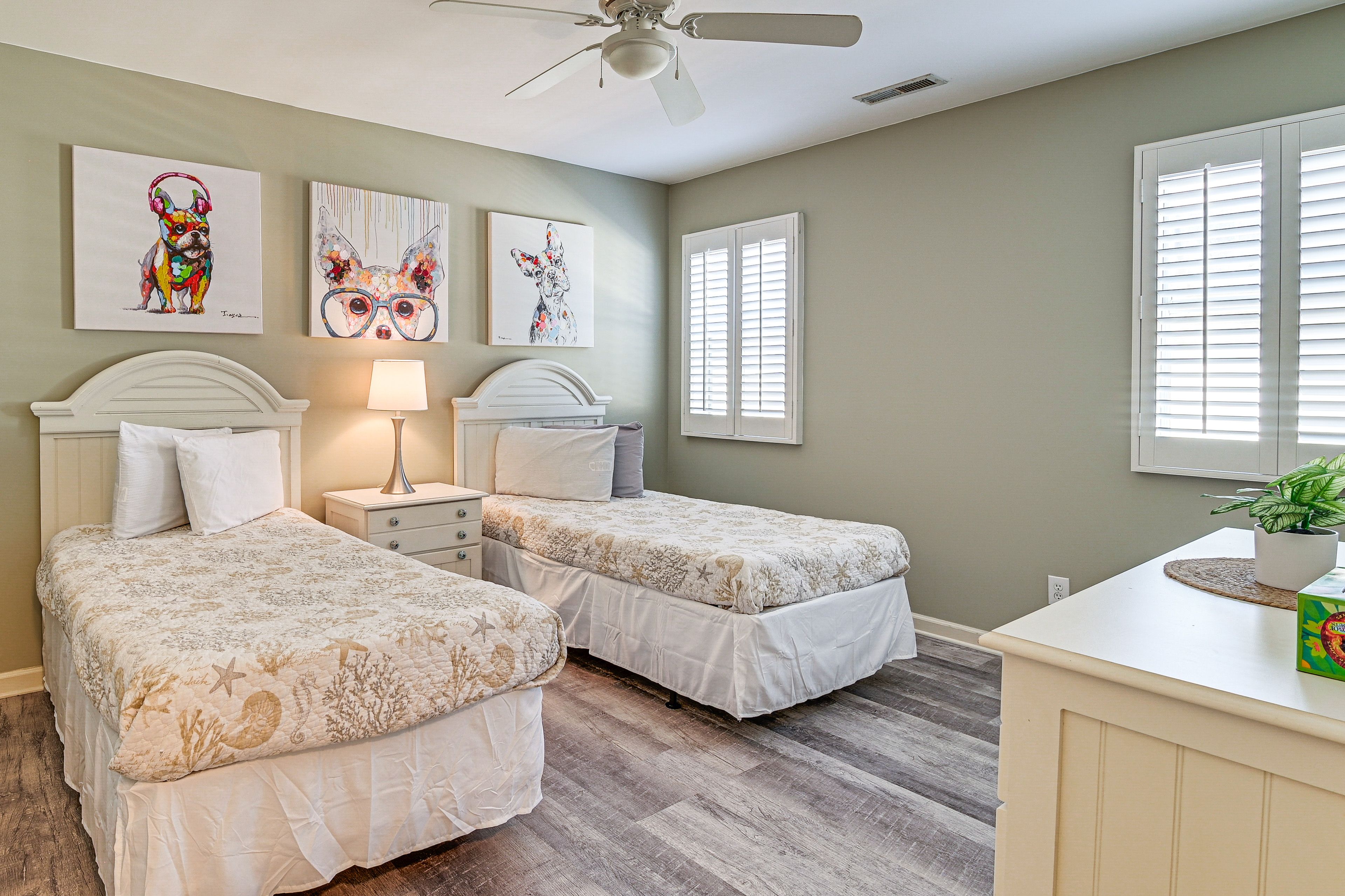 Bedroom 2 | 2 Twin Beds