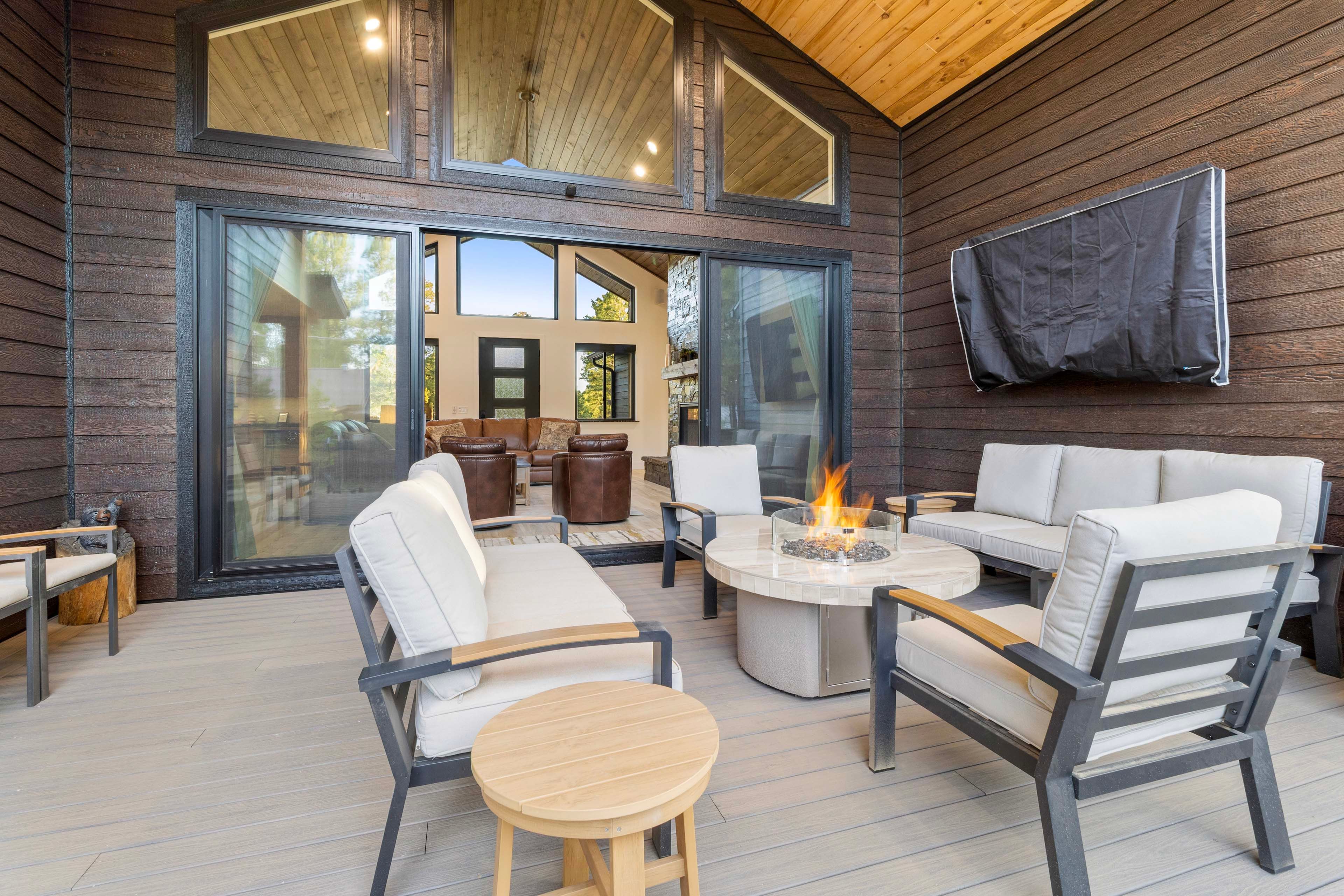 Covered Deck | Outdoor Dining Area | Gas Grill | Gas Fire Pit