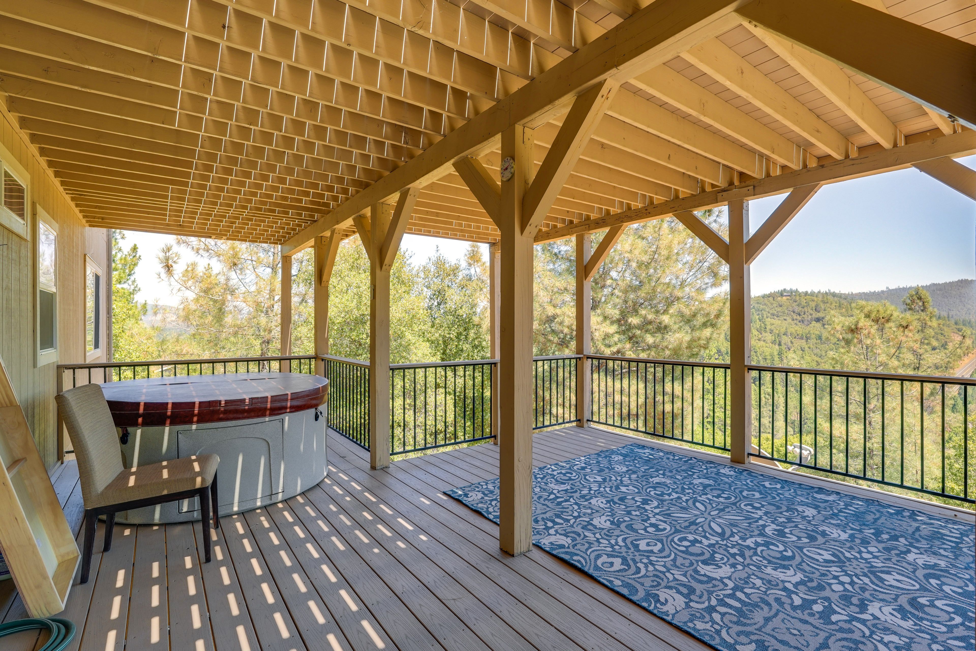 Lower Deck
