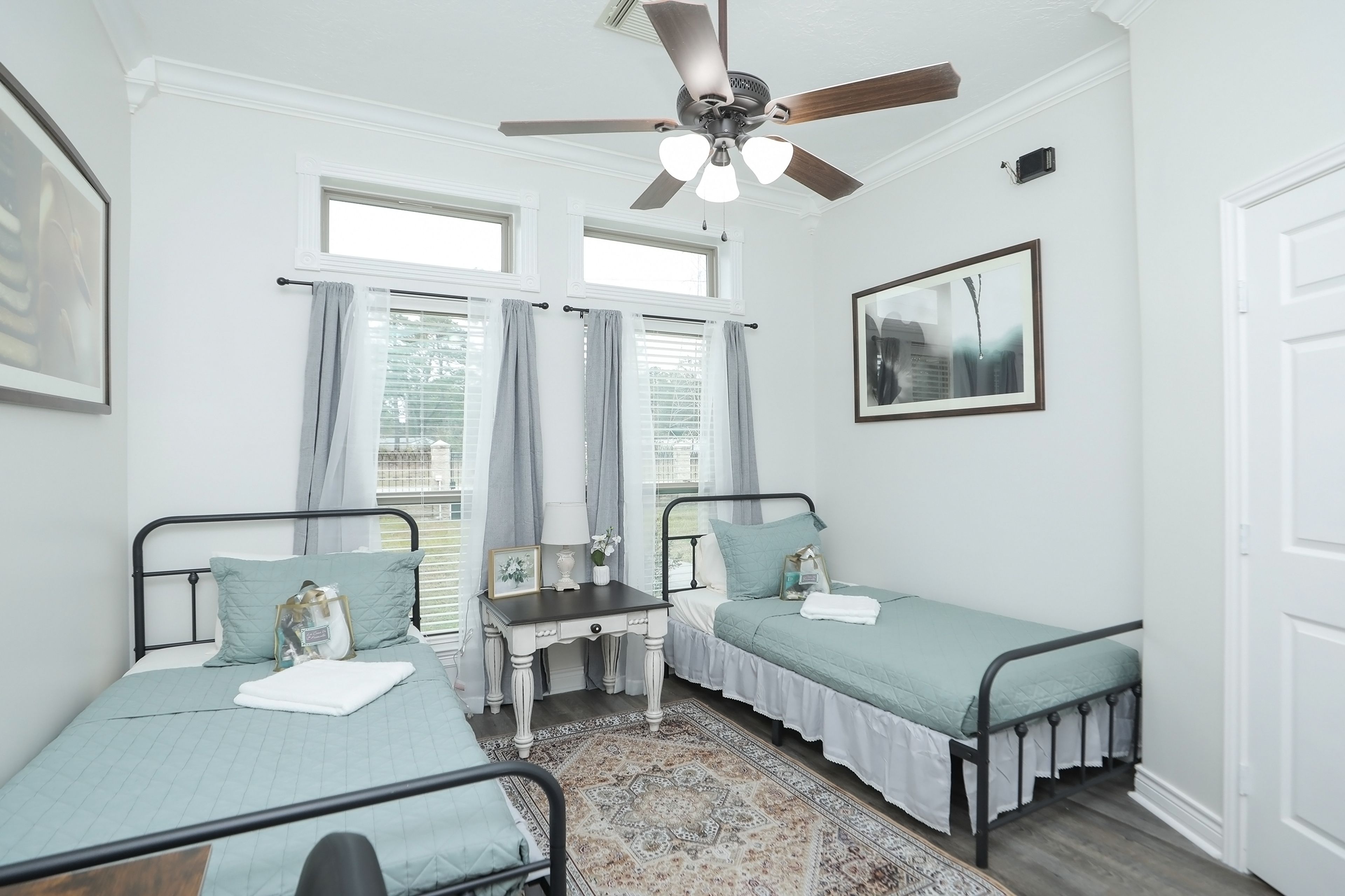 Bedroom 7 | 2 Twin Beds