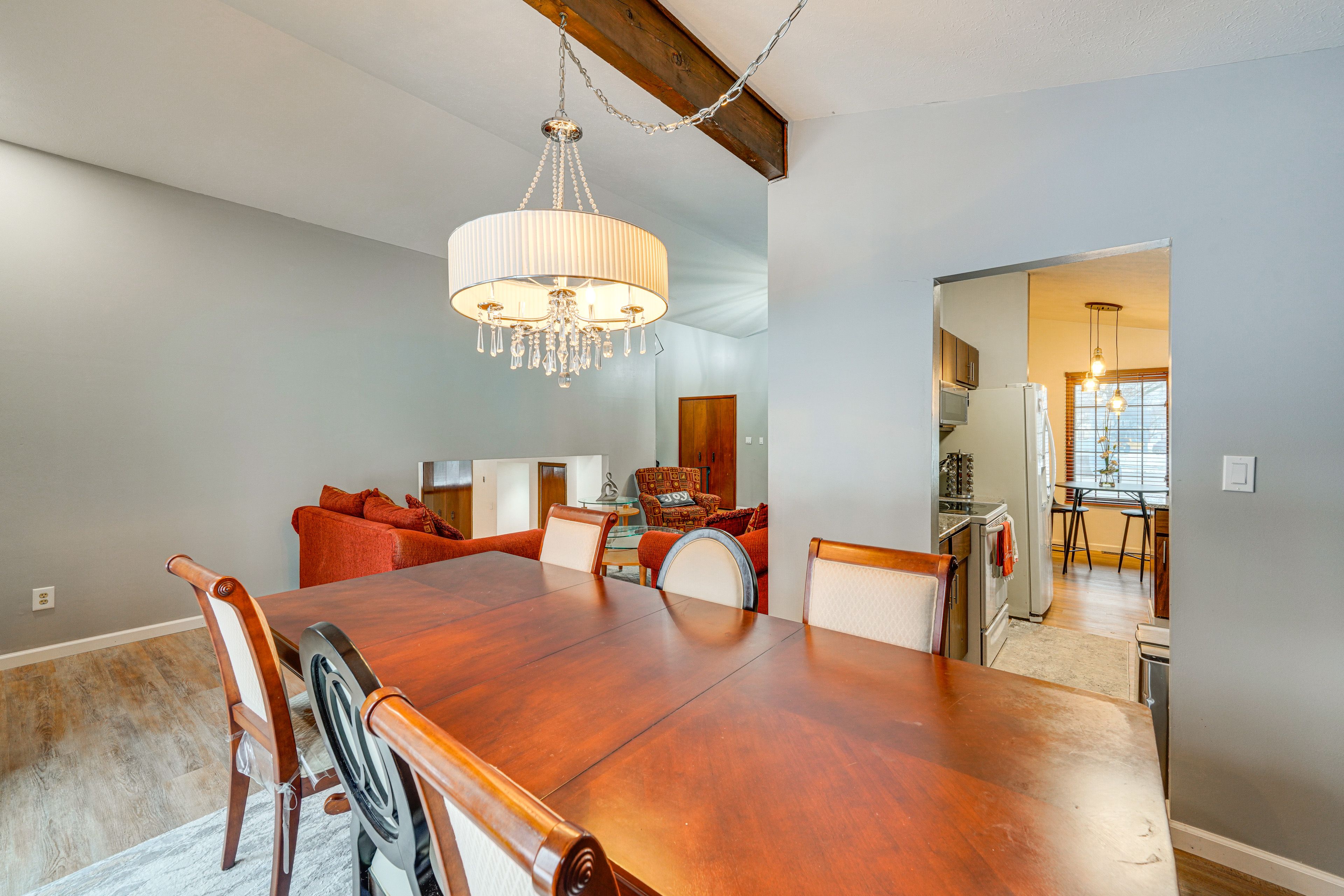 Dining Area | Dishware/Flatware Provided | Main Level