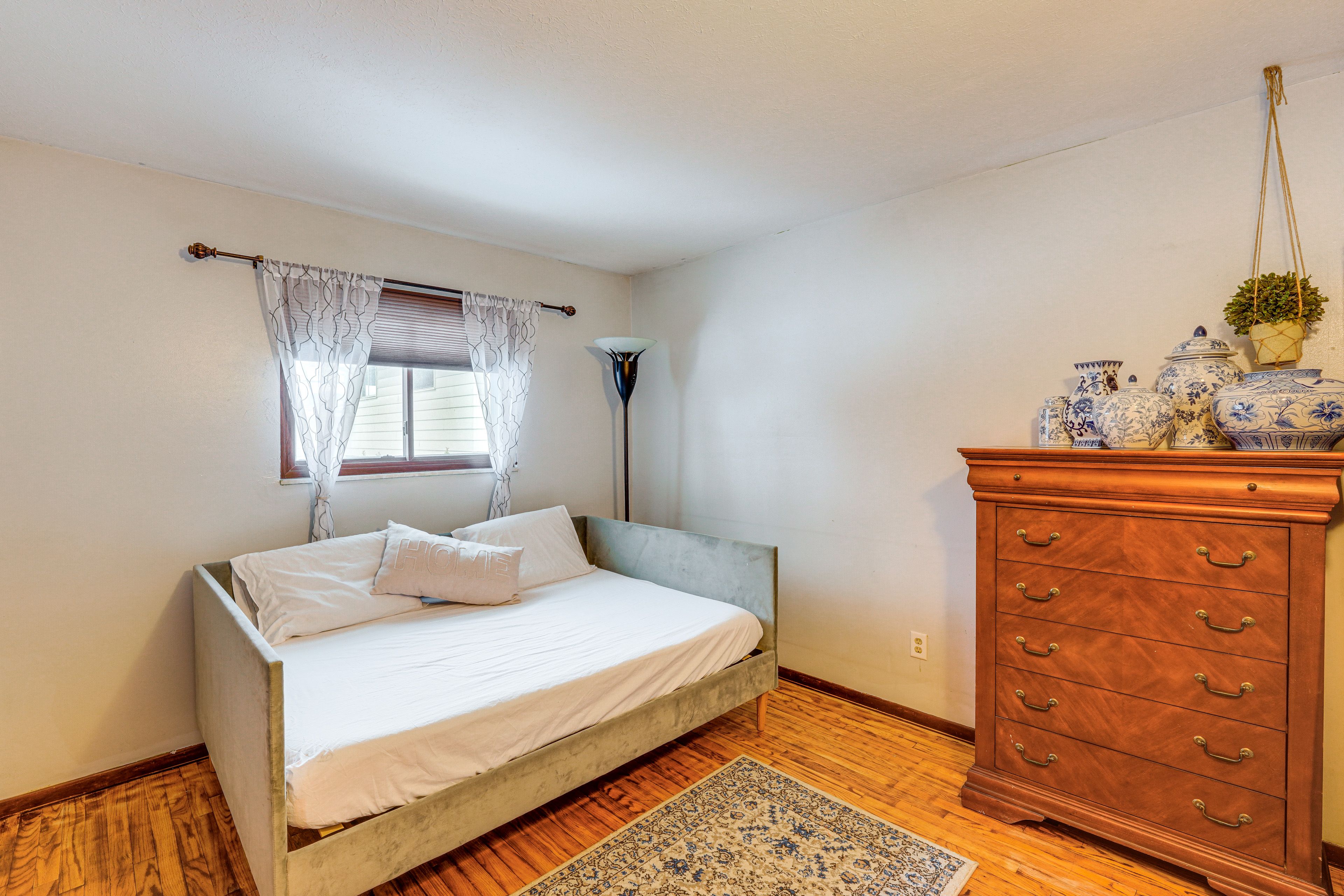 Bedroom 3 | Full Daybed | Upper Level