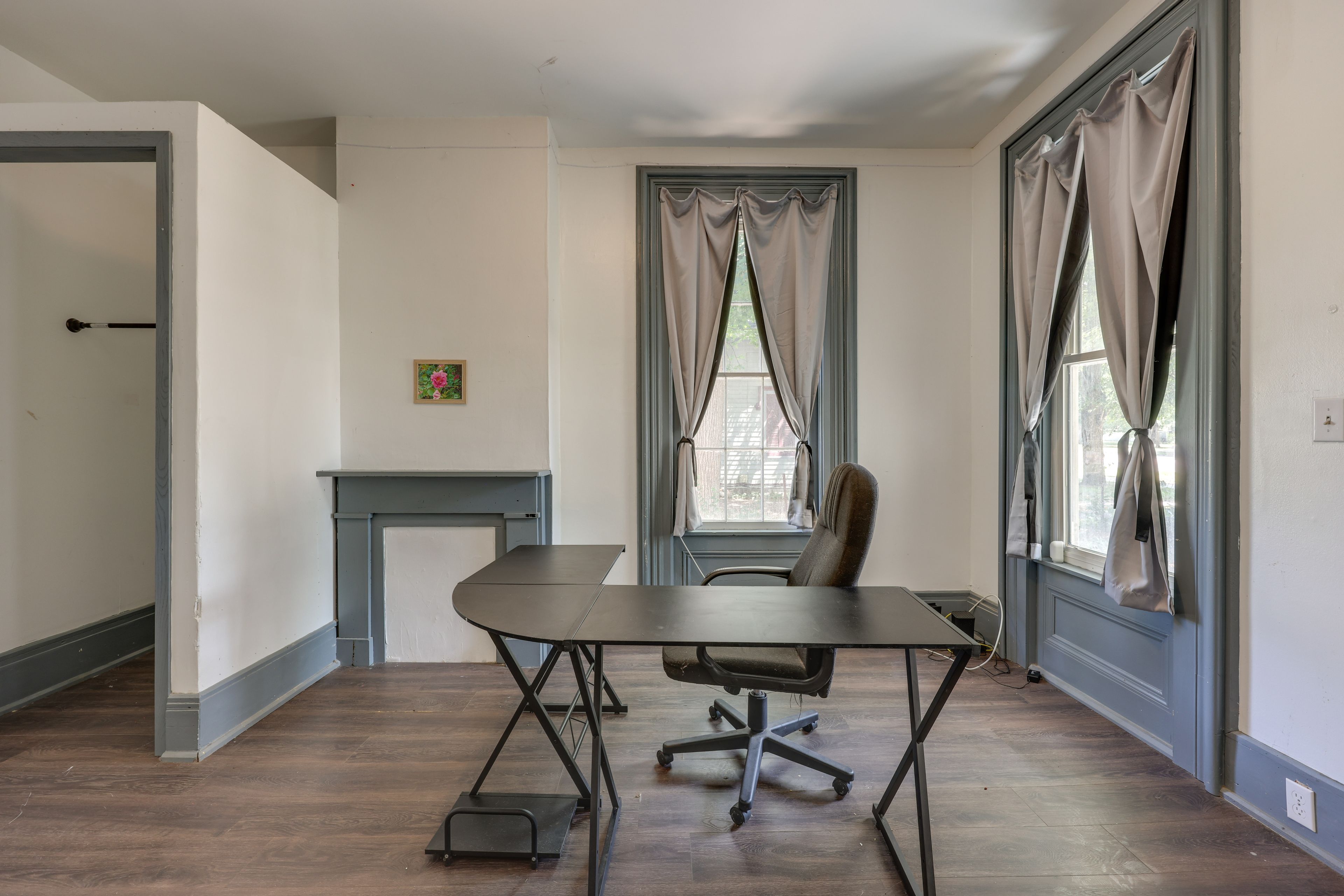 Office Space | Free WiFi