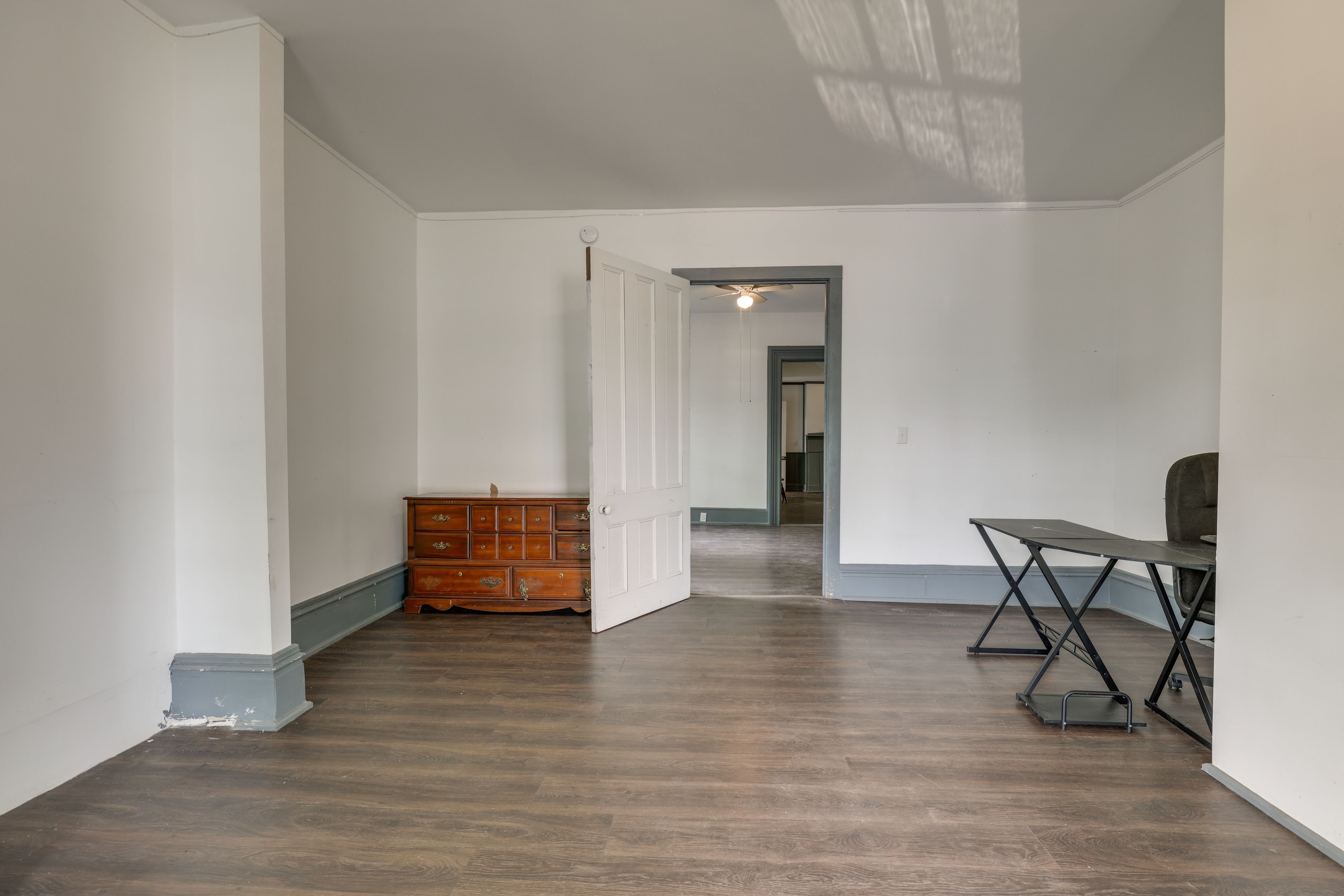 Bonus Room | Work Desk