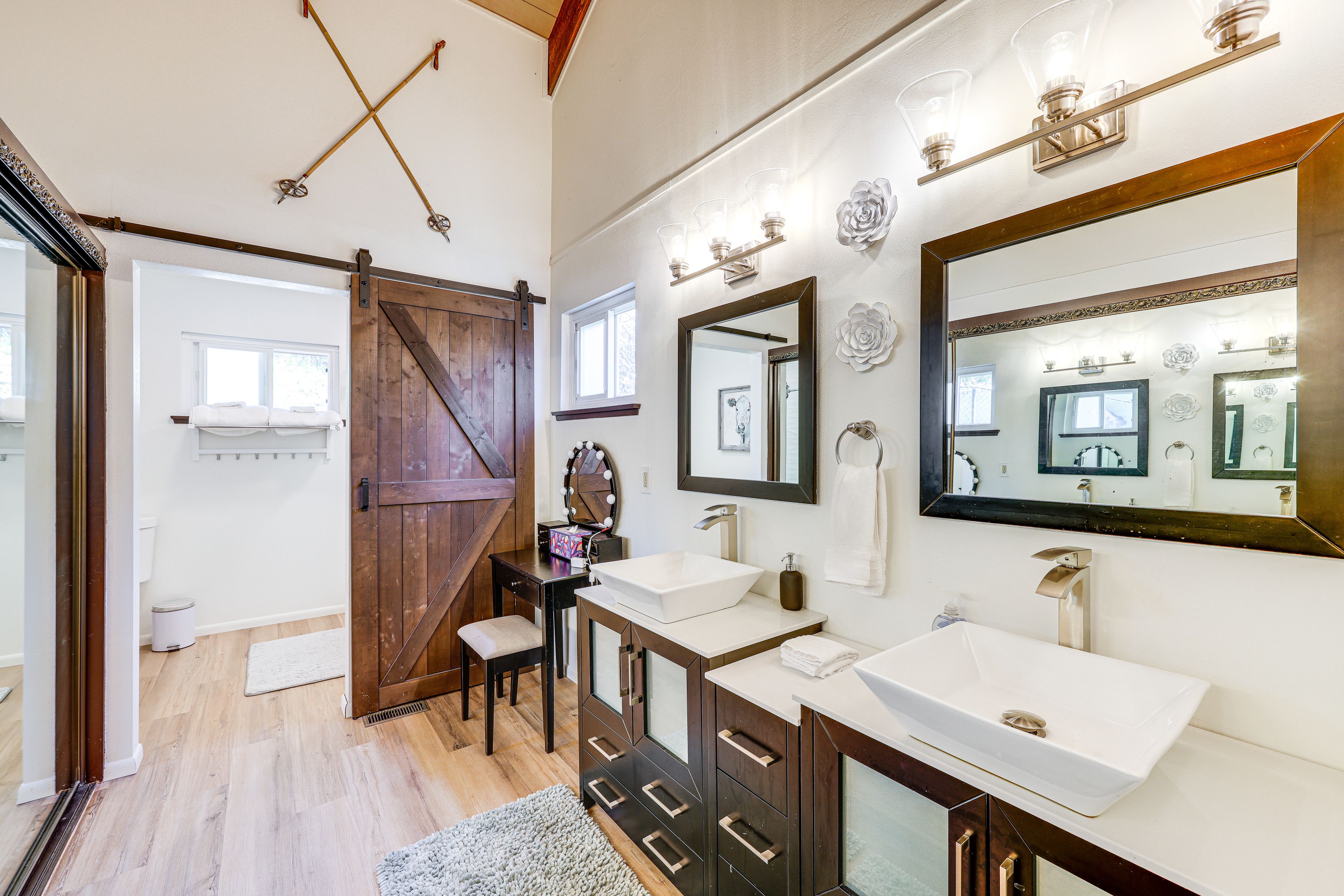 En-Suite Bathroom | 1st Floor