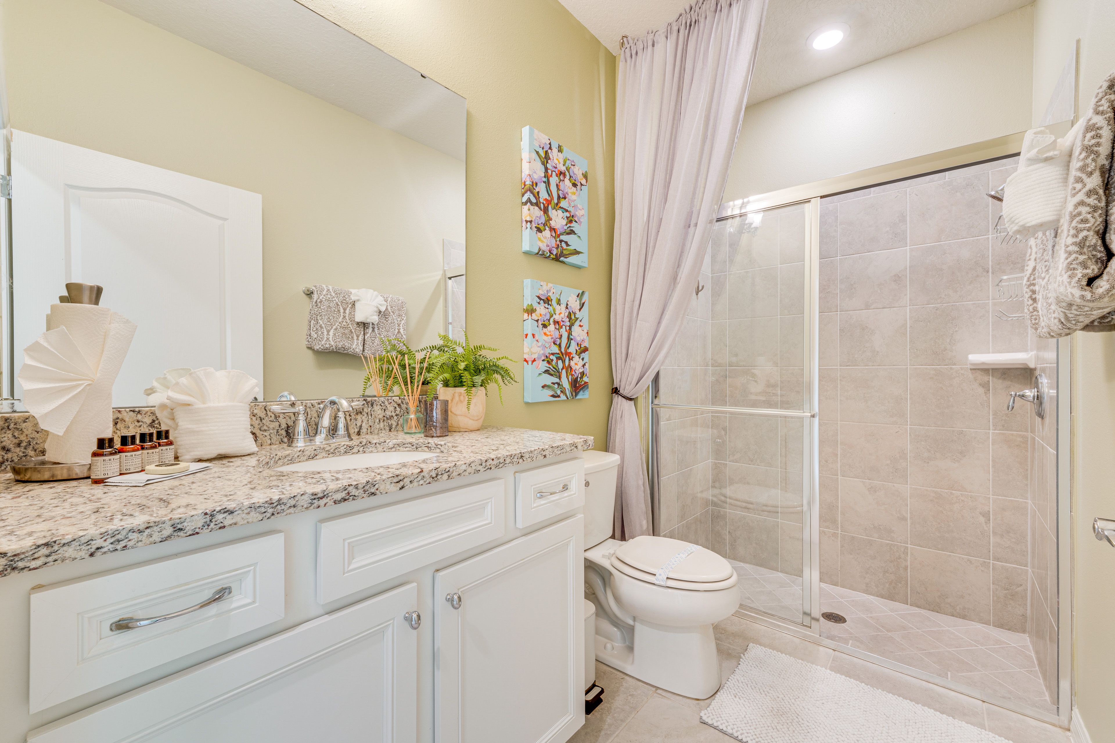 Bathroom | Towels Provided | 1st Floor