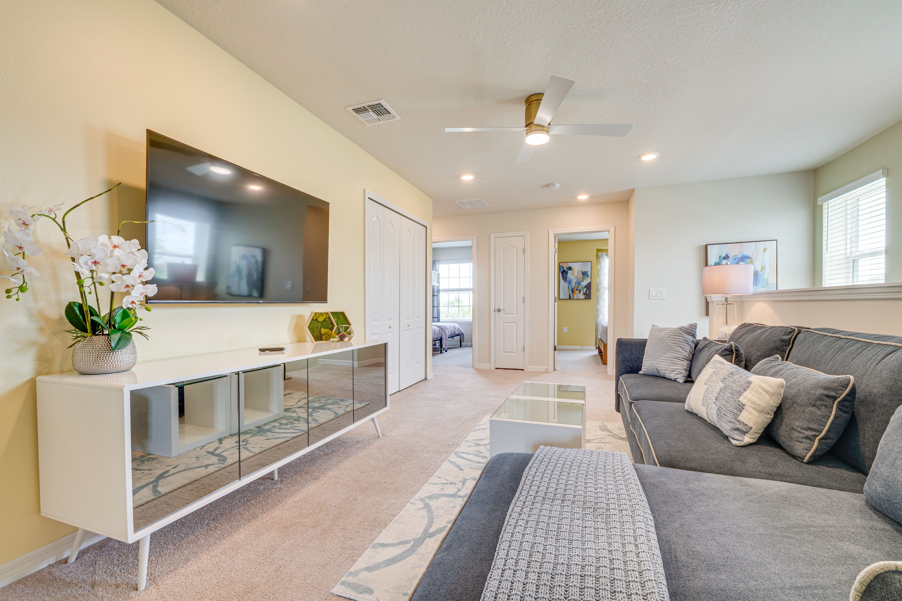 Upstairs Living Room | Smart TV | Central A/C | 2nd Floor