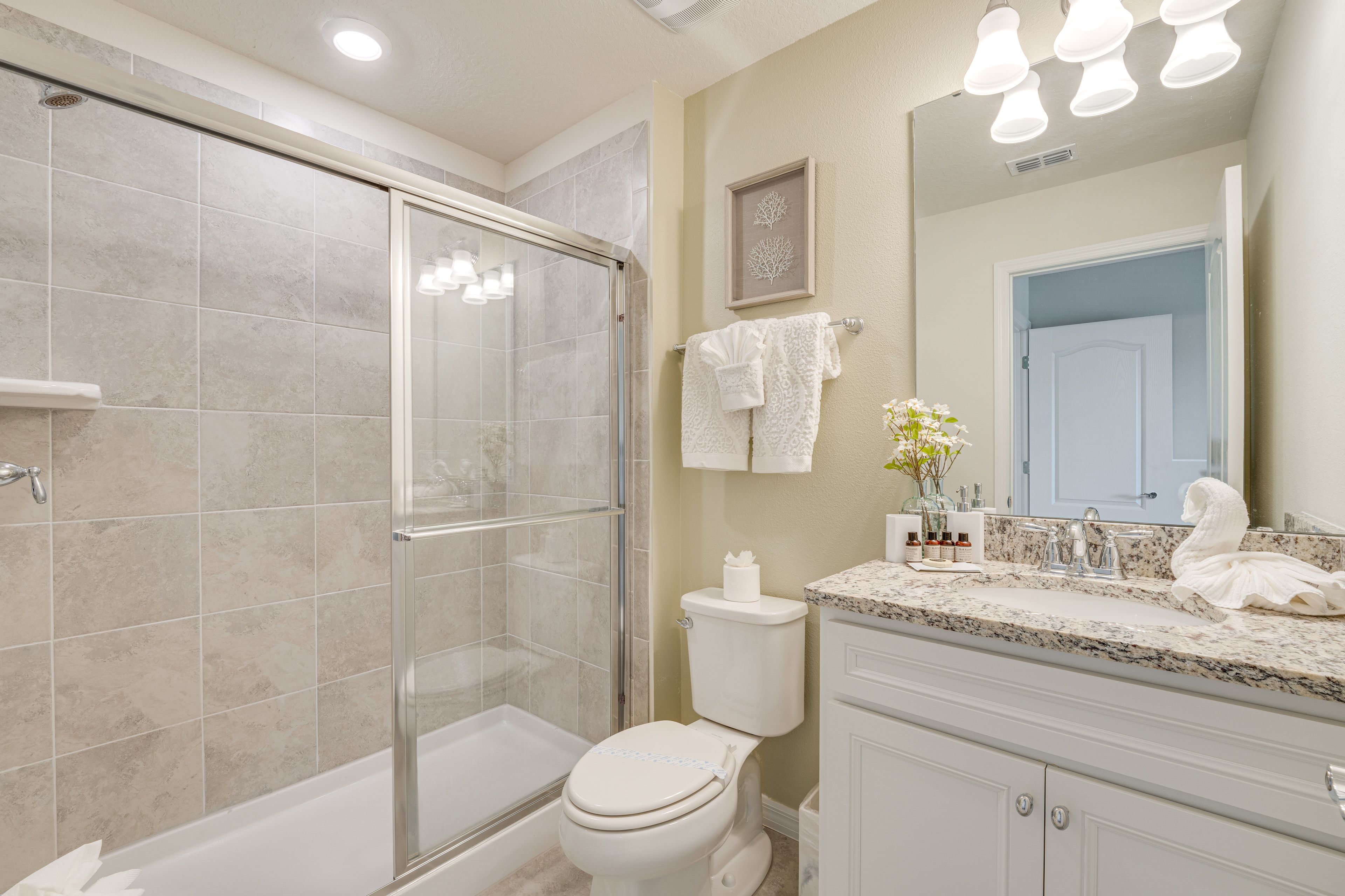 Bathroom | 2nd Floor