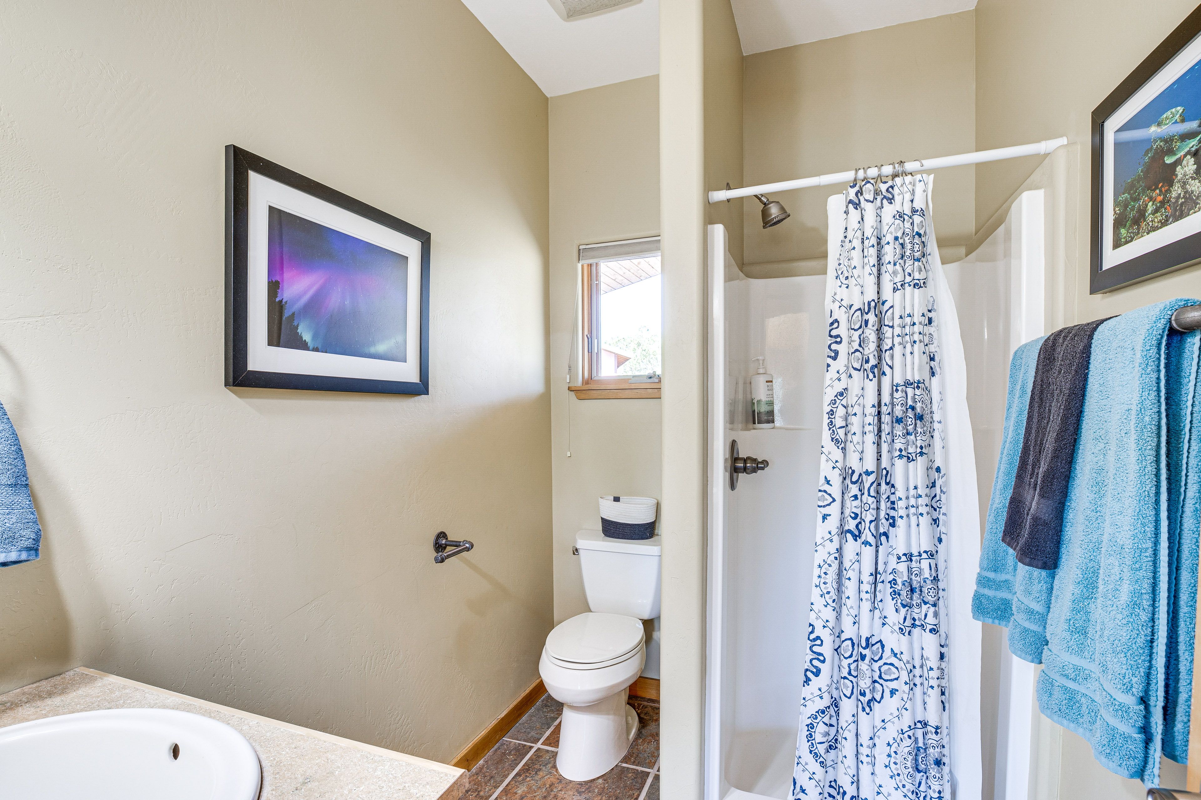 Full Bathroom