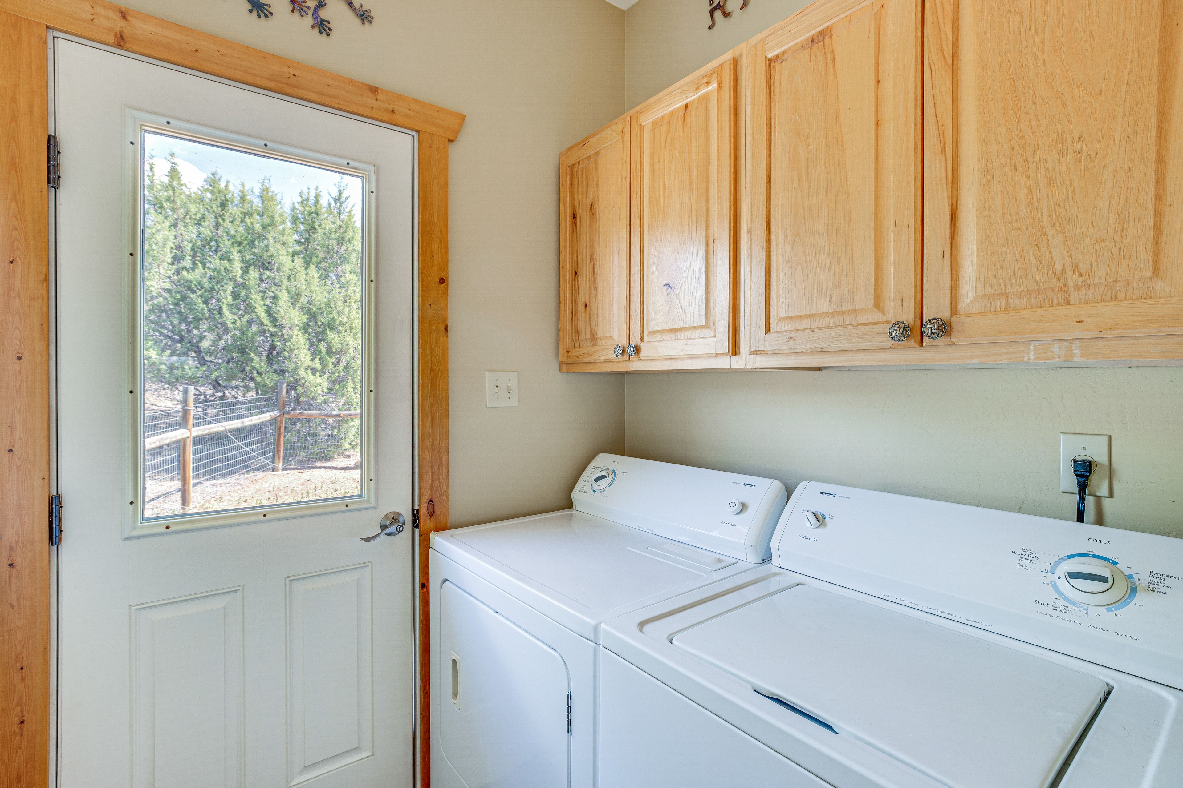 Laundry Room | Washer & Dryer