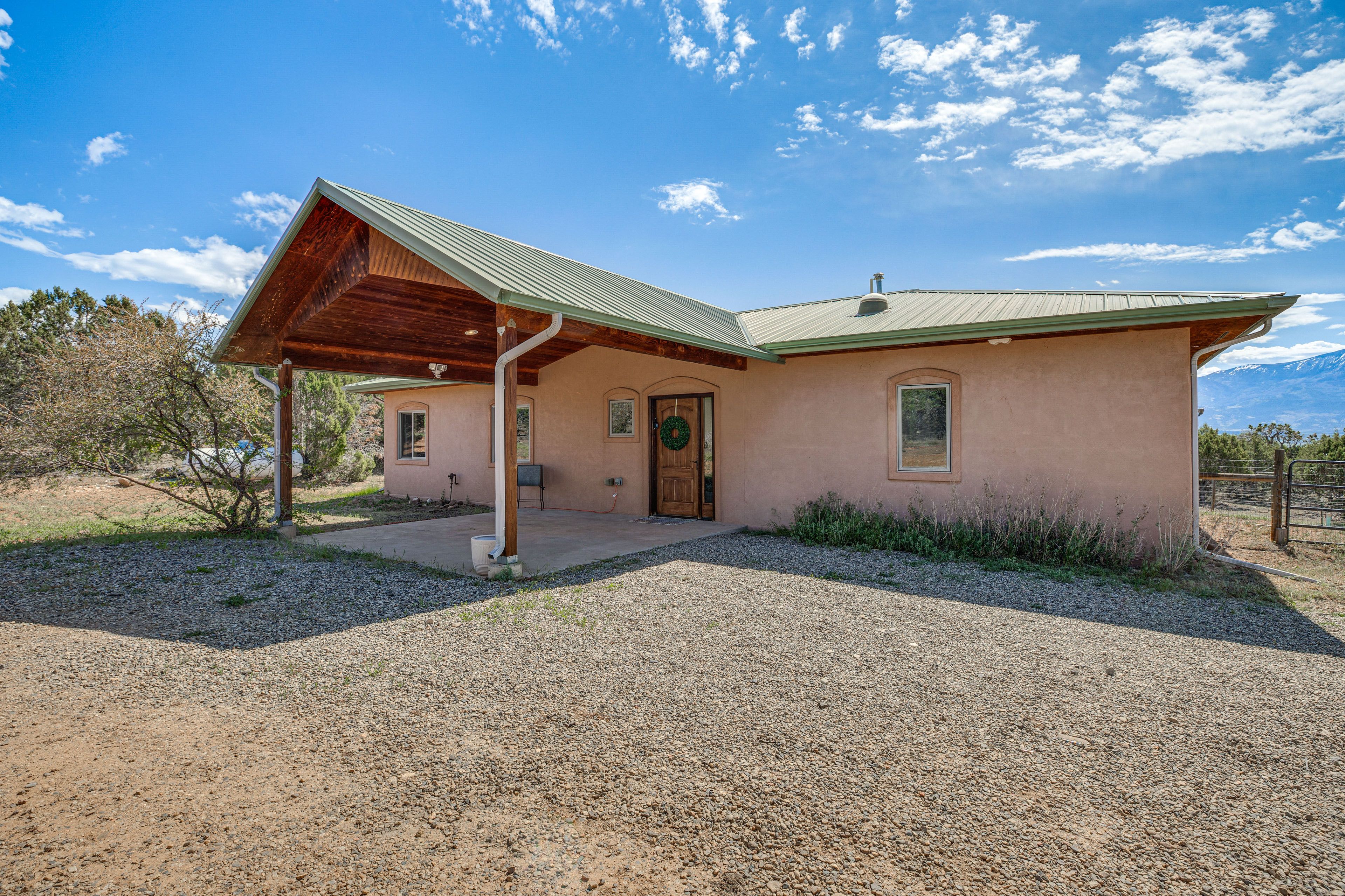 House Exterior | Nearby Wineries