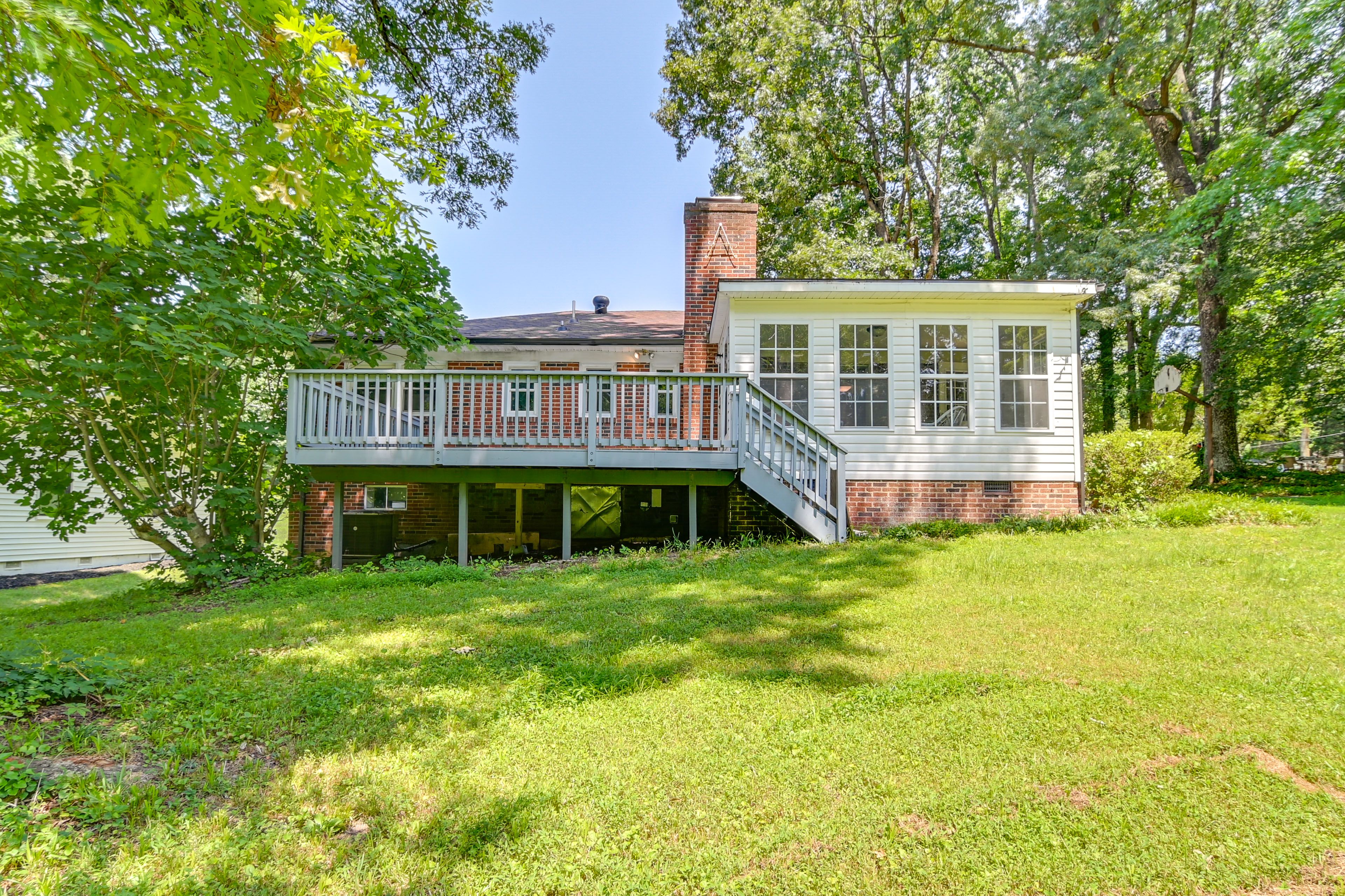 Charlotte Vacation Rental | 2BR | 2BA | 1,550 Sq Ft | 4 Steps Required