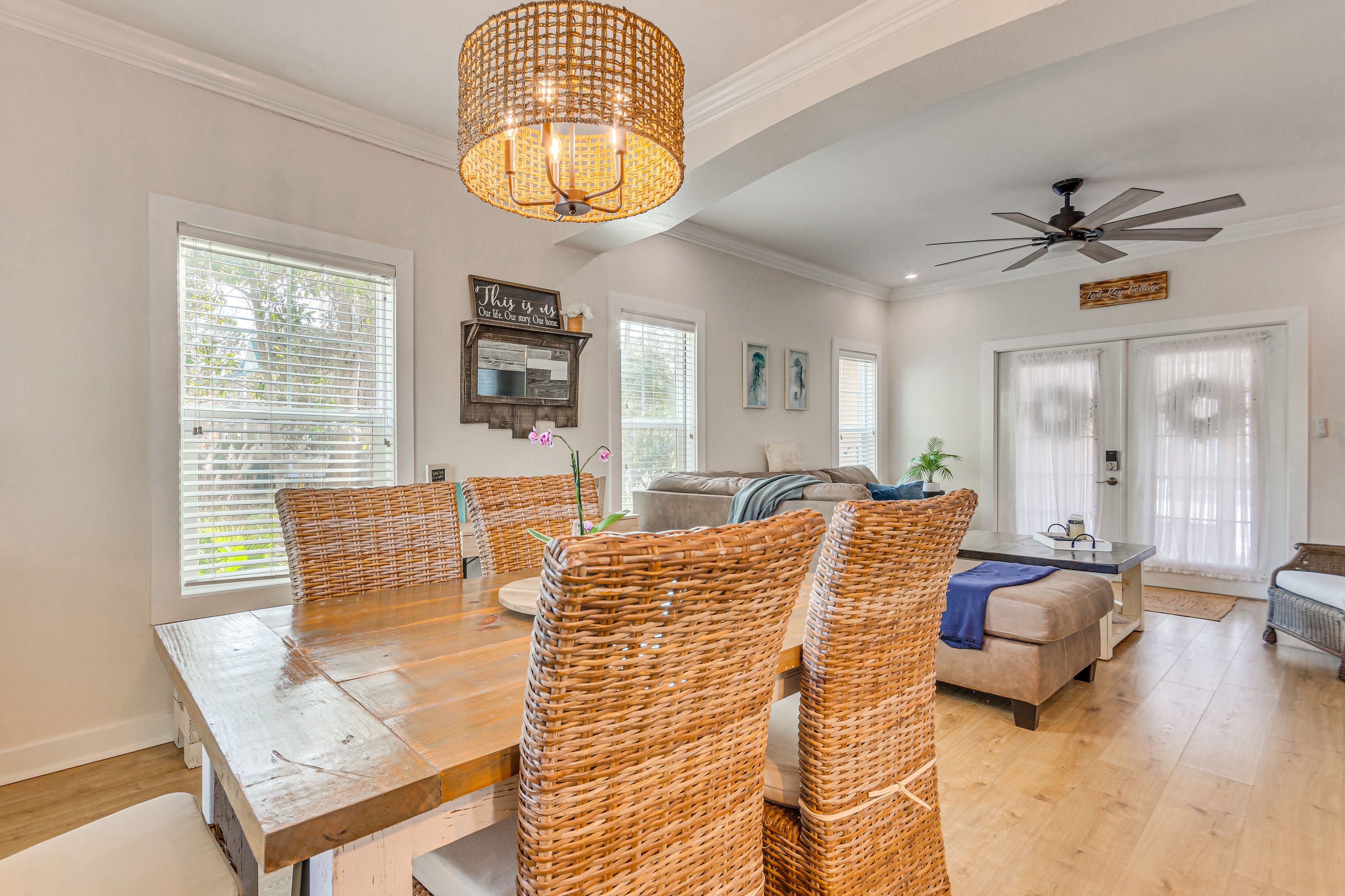 Dining Area | 1st Floor