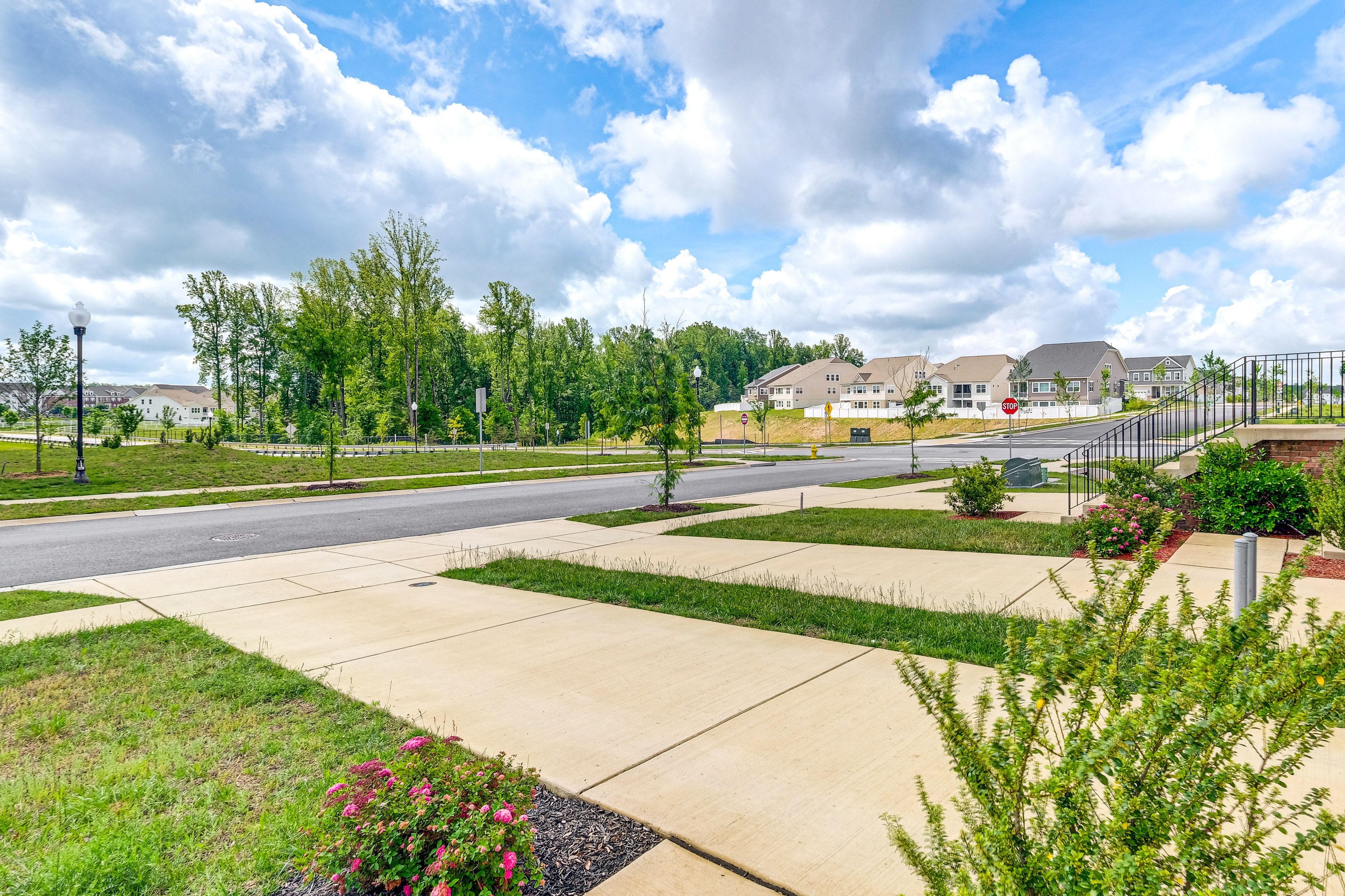 Parking | Driveway (1 Vehicle) | Garage (1 Vehicle) | No Street Parking
