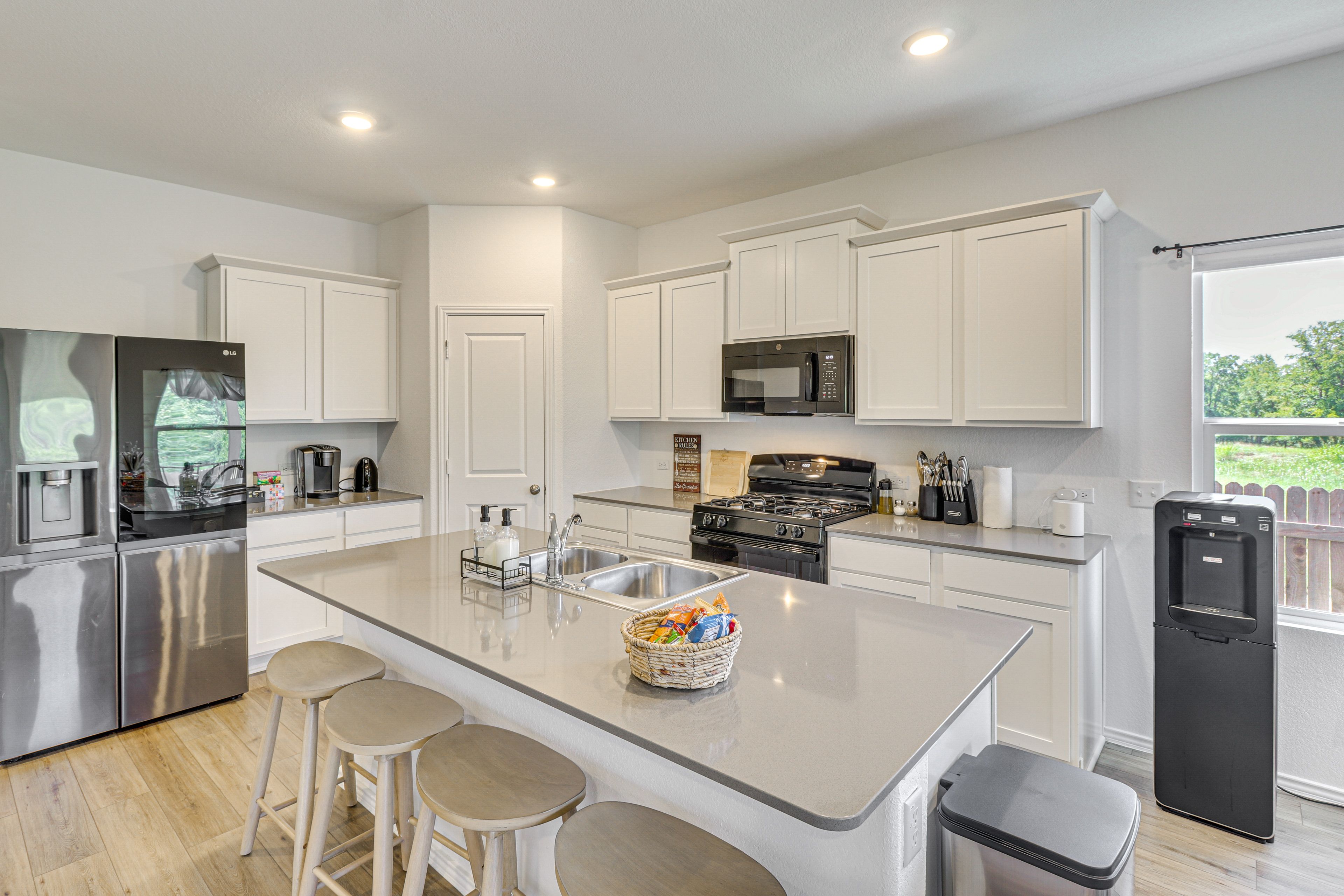 Kitchen | Toaster | Rice Cooker | 1st Floor