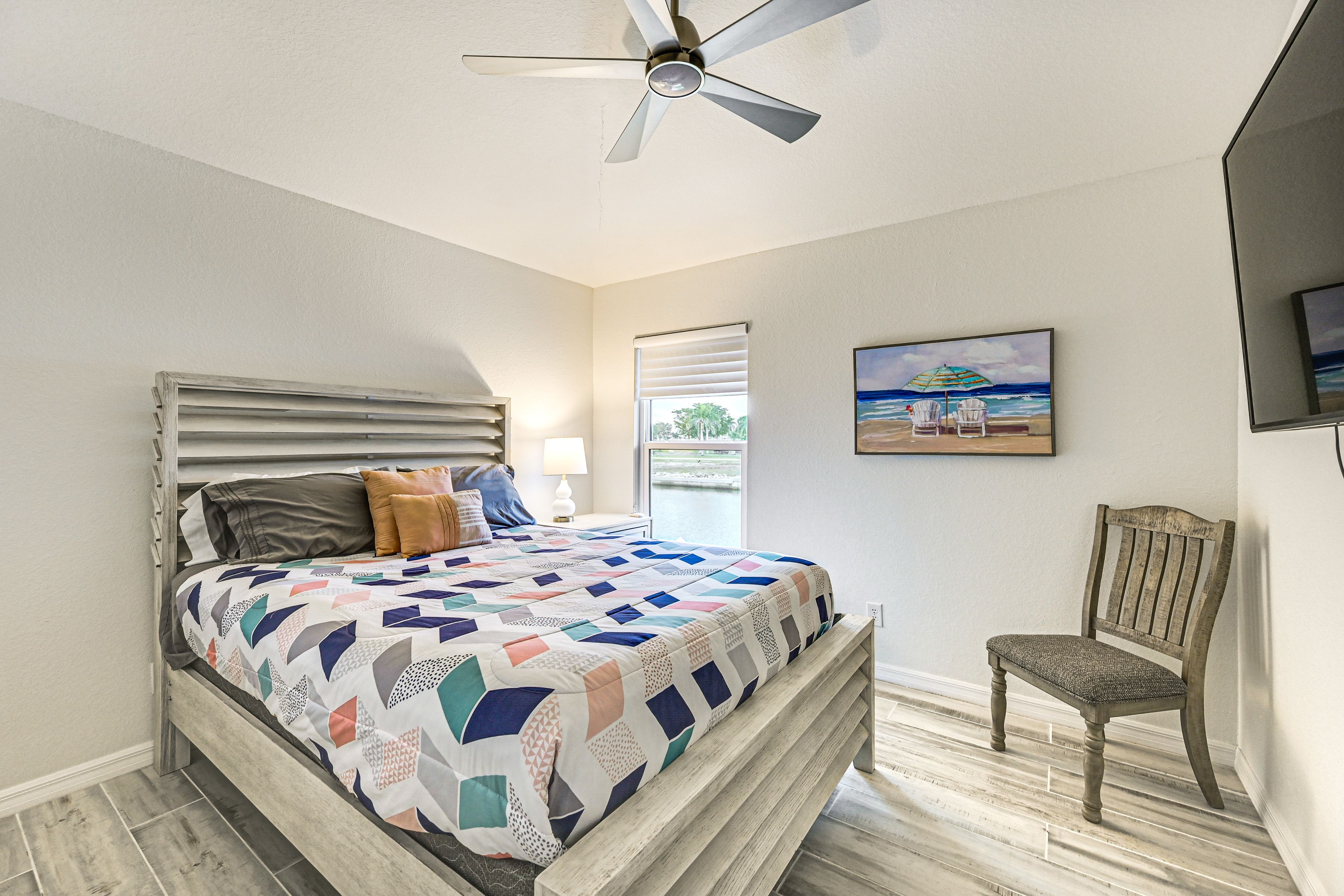 Bedroom 2 | King Bed | Linens Provided