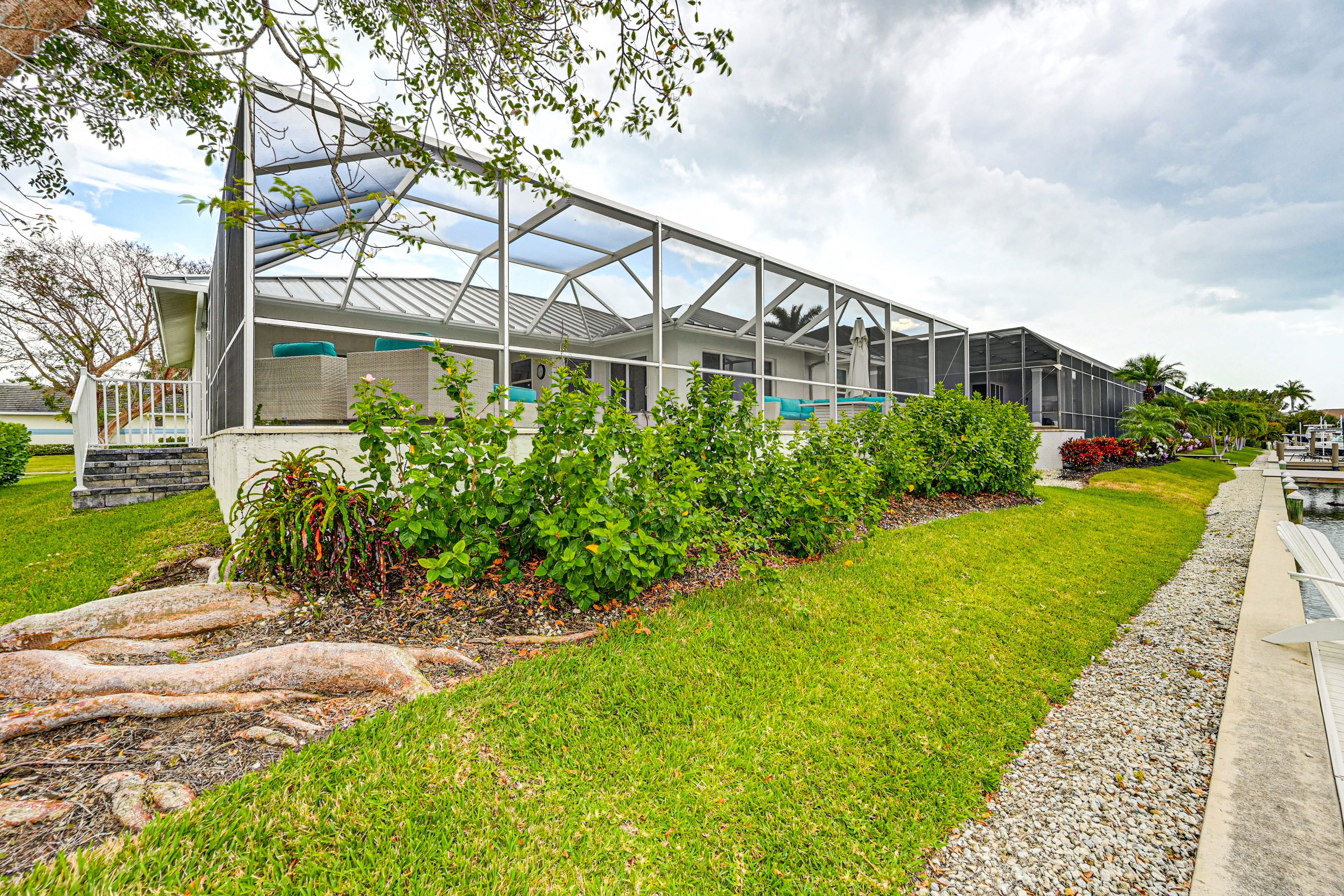 Private Backyard Area | Boat Dock & Lift