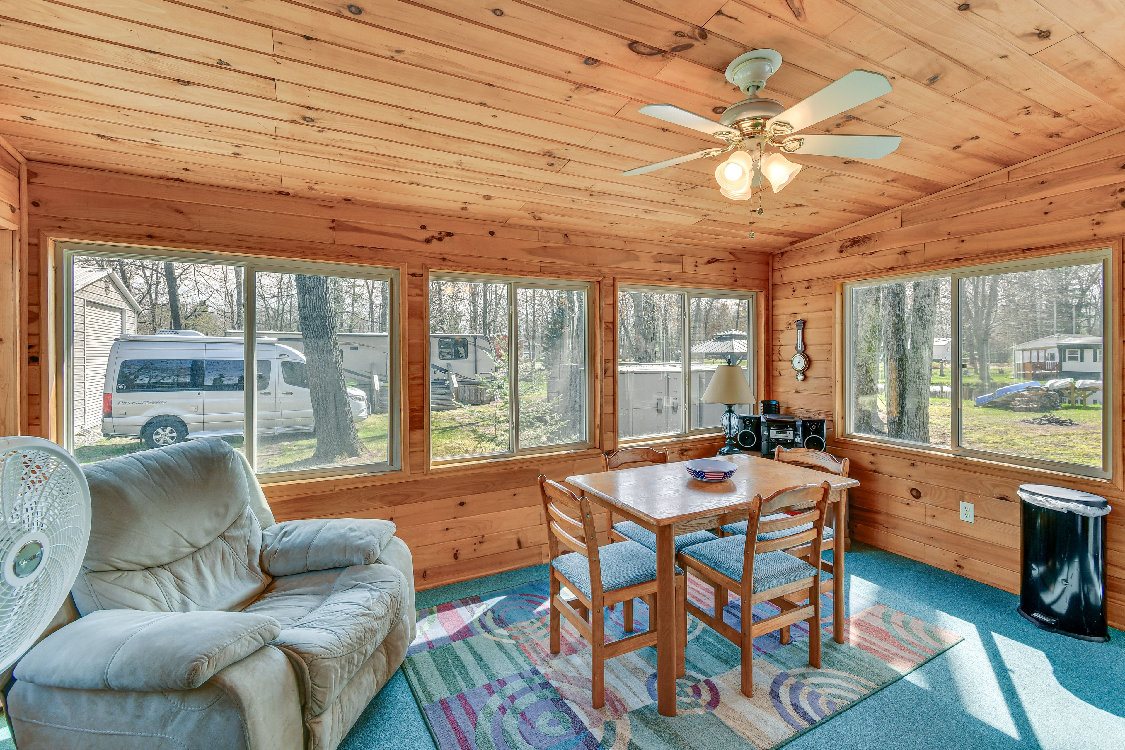 Furnished Sunroom