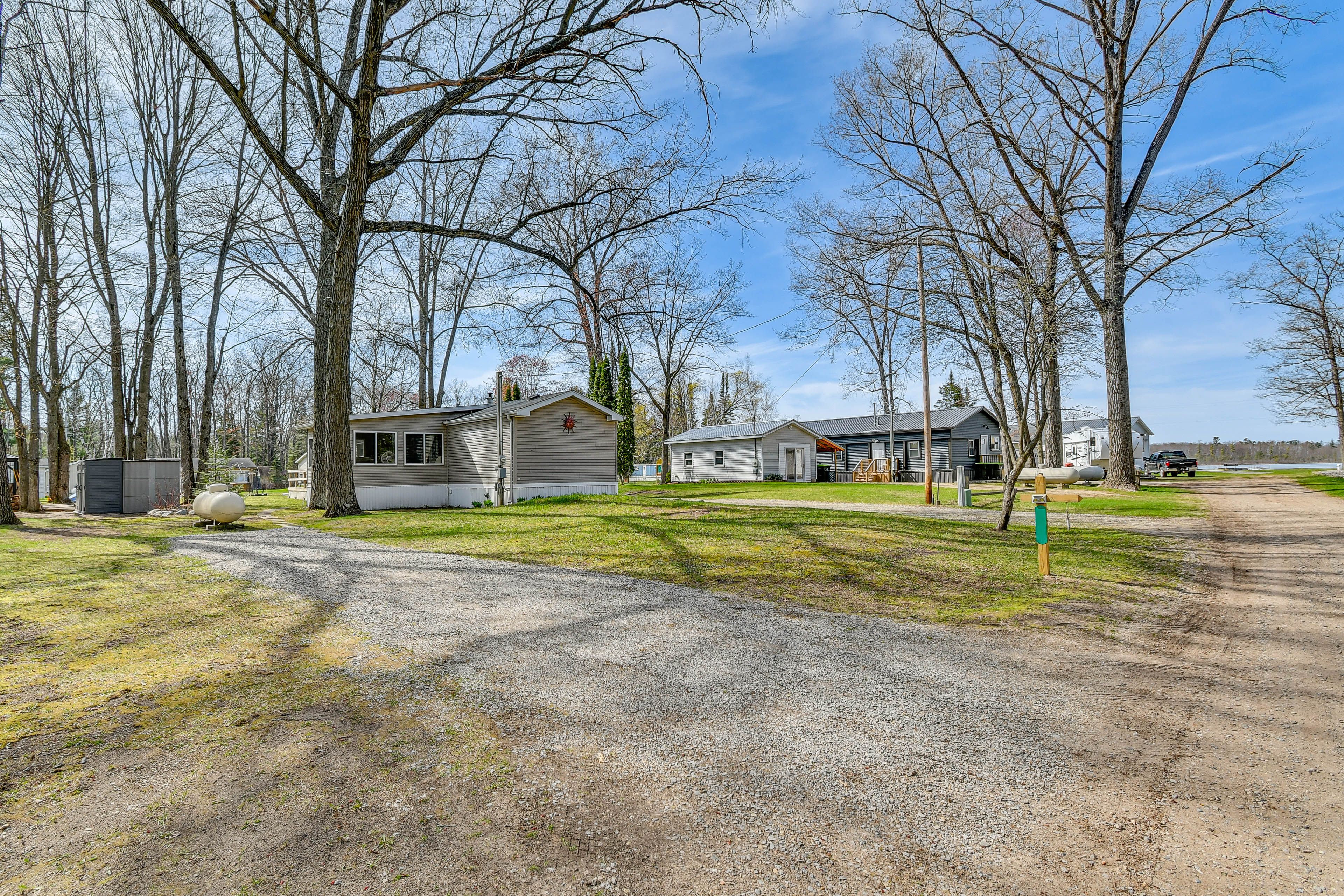 Parking | Driveway (2 Vehicles) | Camper Parking Available