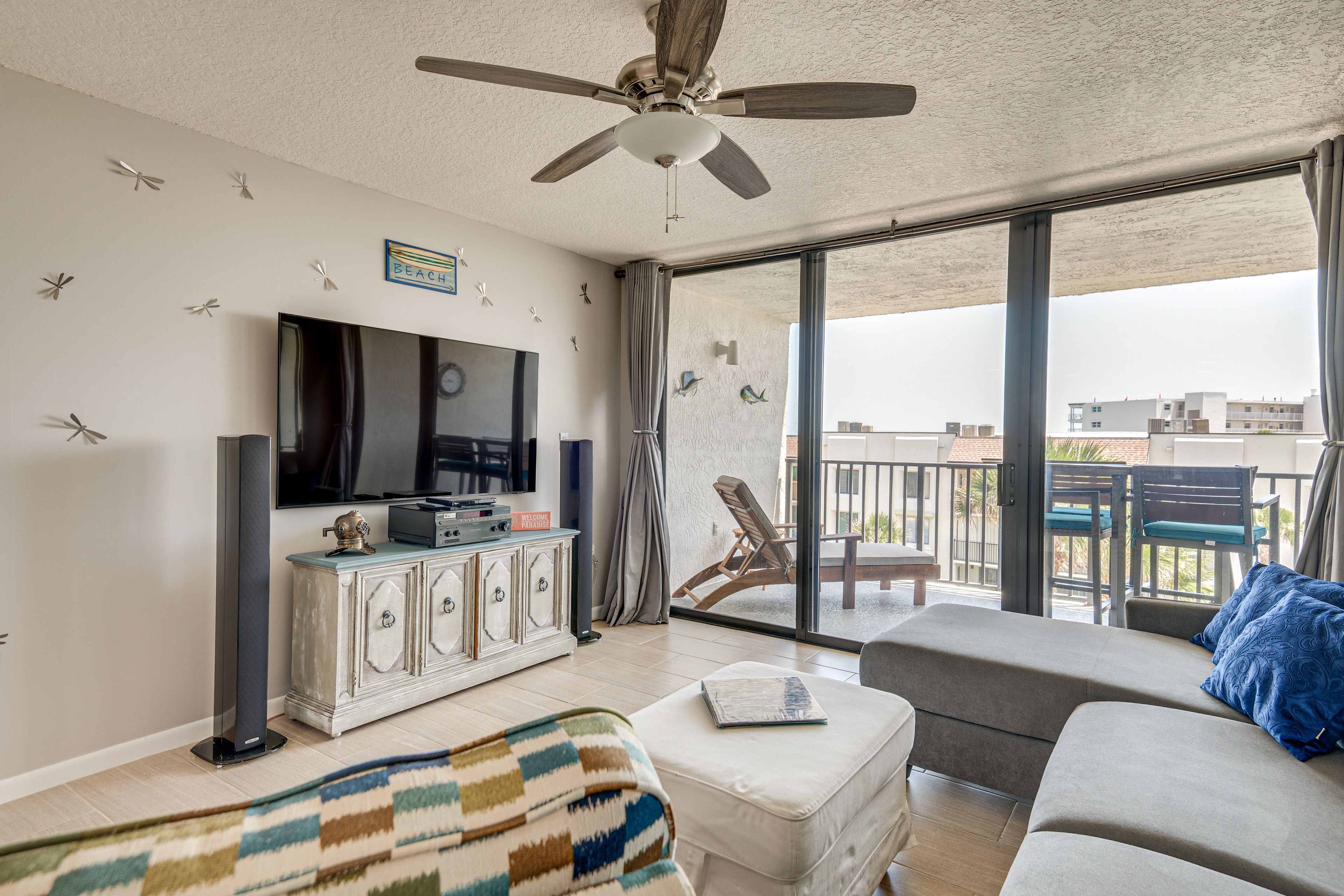Living Room | Queen Sleeper Sofa | Central A/C & Heat | Free WiFi