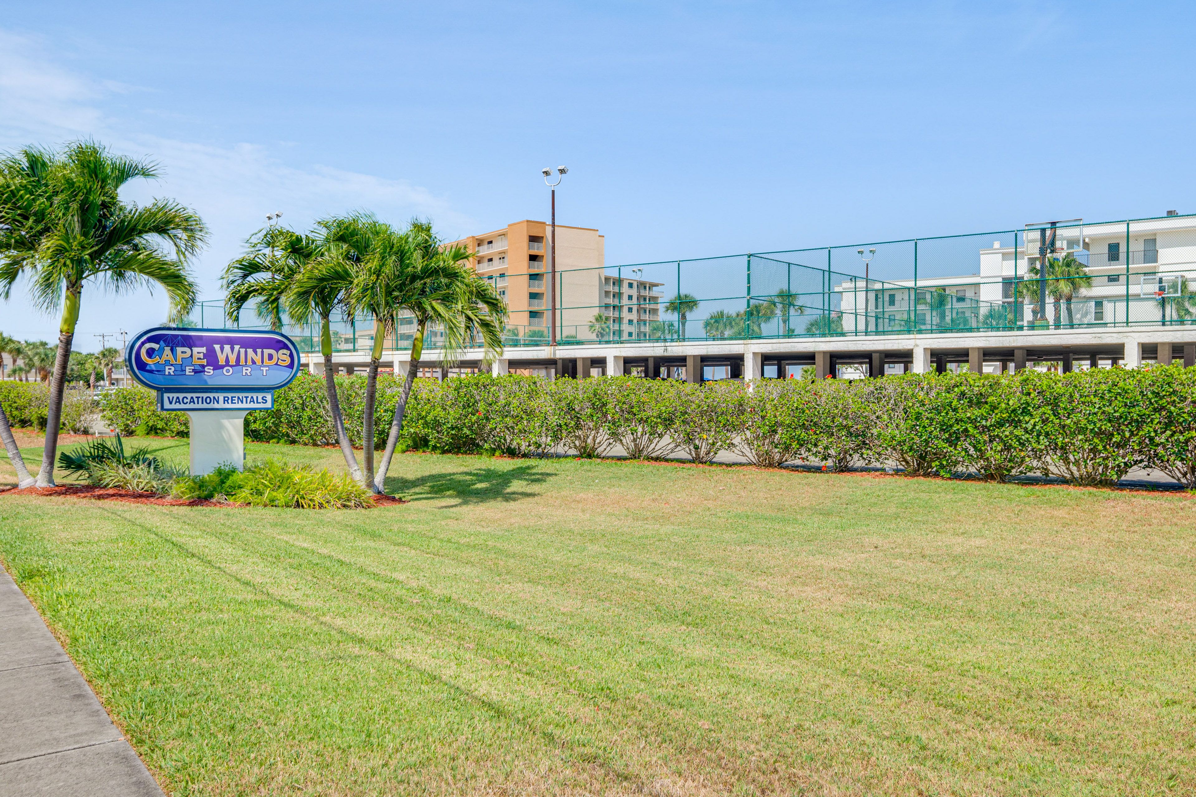 Community Pickleball & Tennis Courts