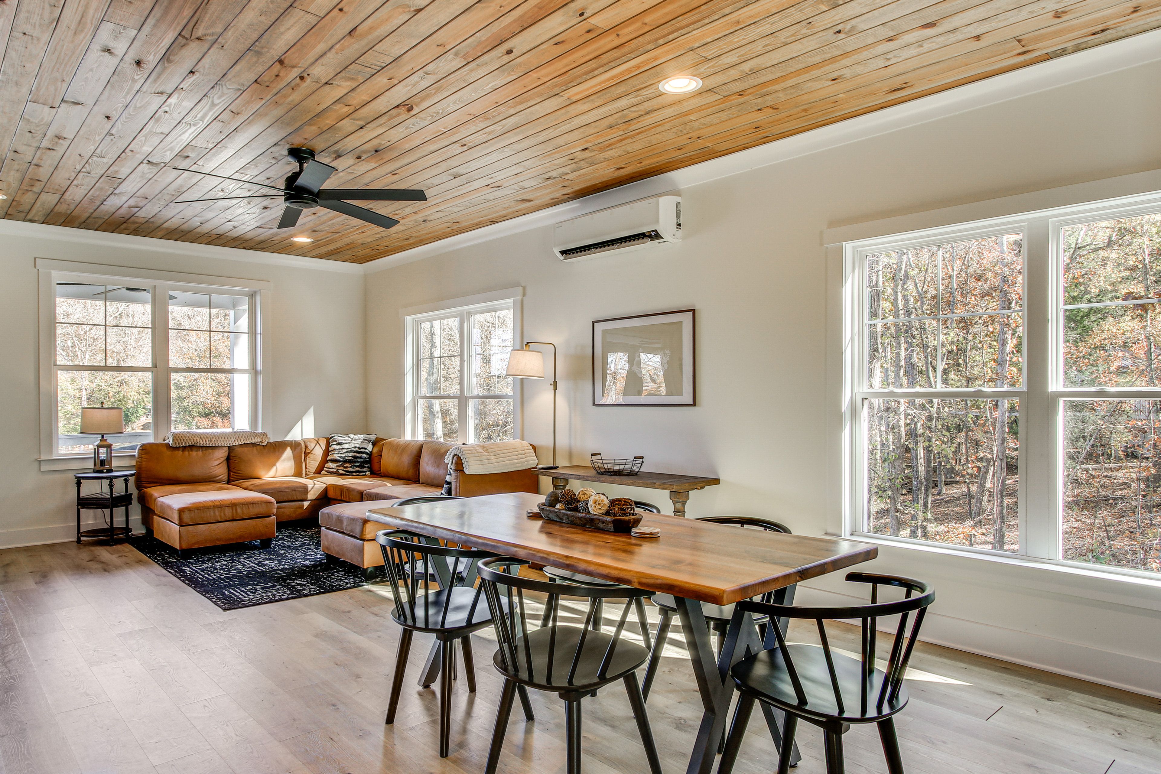 Abbeville Vacation Rental | 5BR | 5BA | 2,450 Sq Ft | Step-Free Access