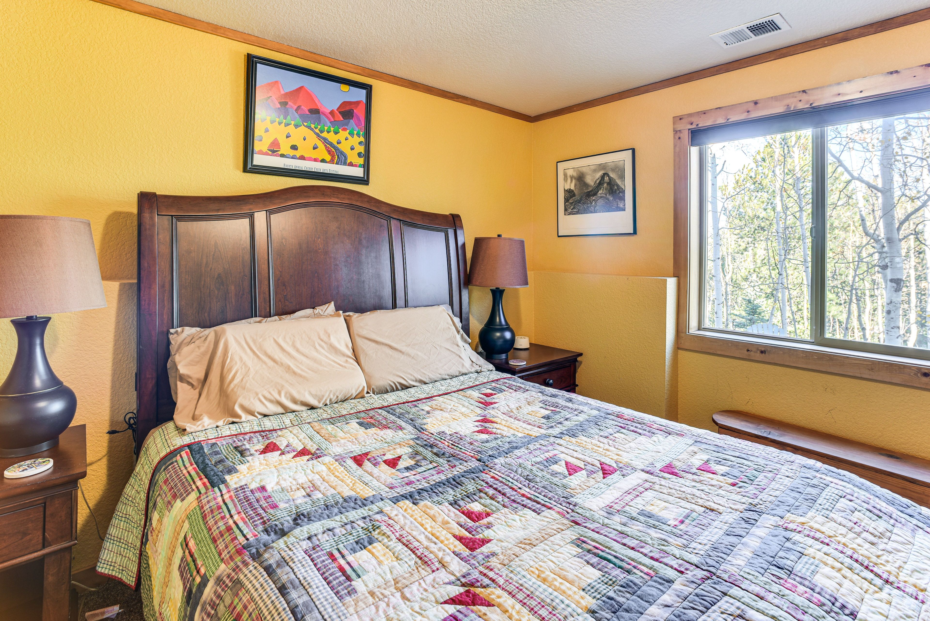 Bedroom 2 | Queen Bed | Lower Level