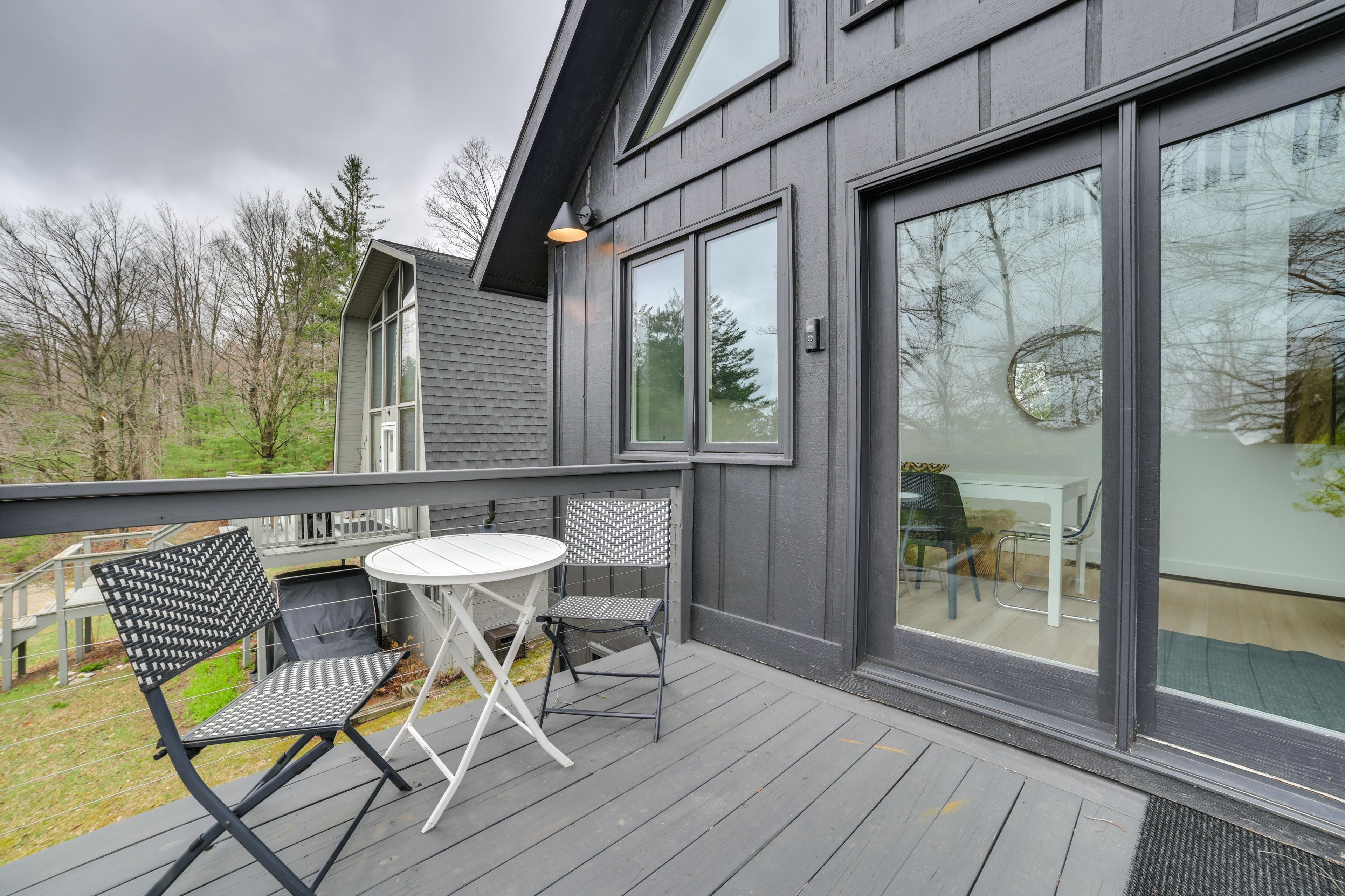 Private Deck