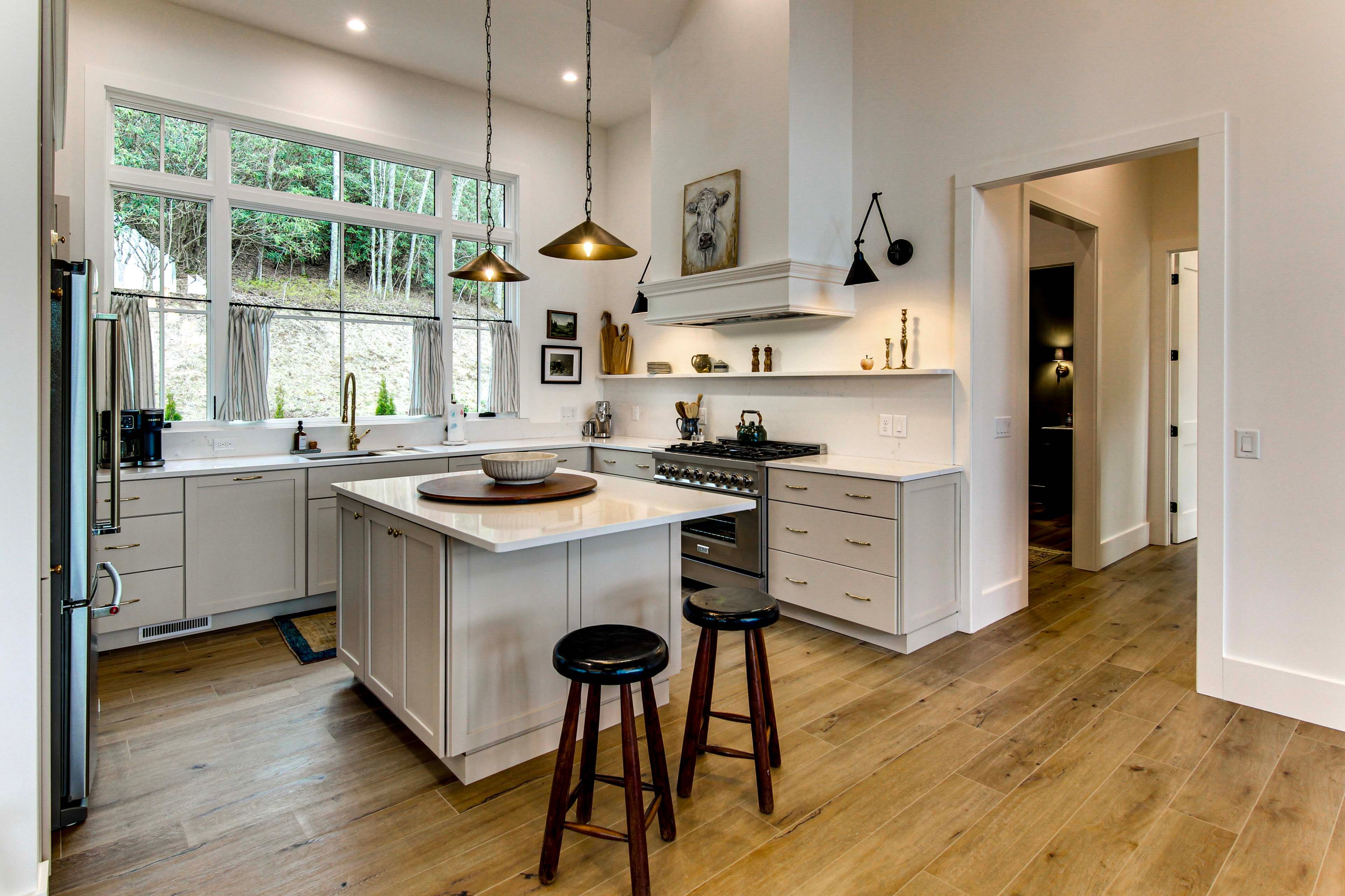 Kitchen | Dishwasher | 1st Floor