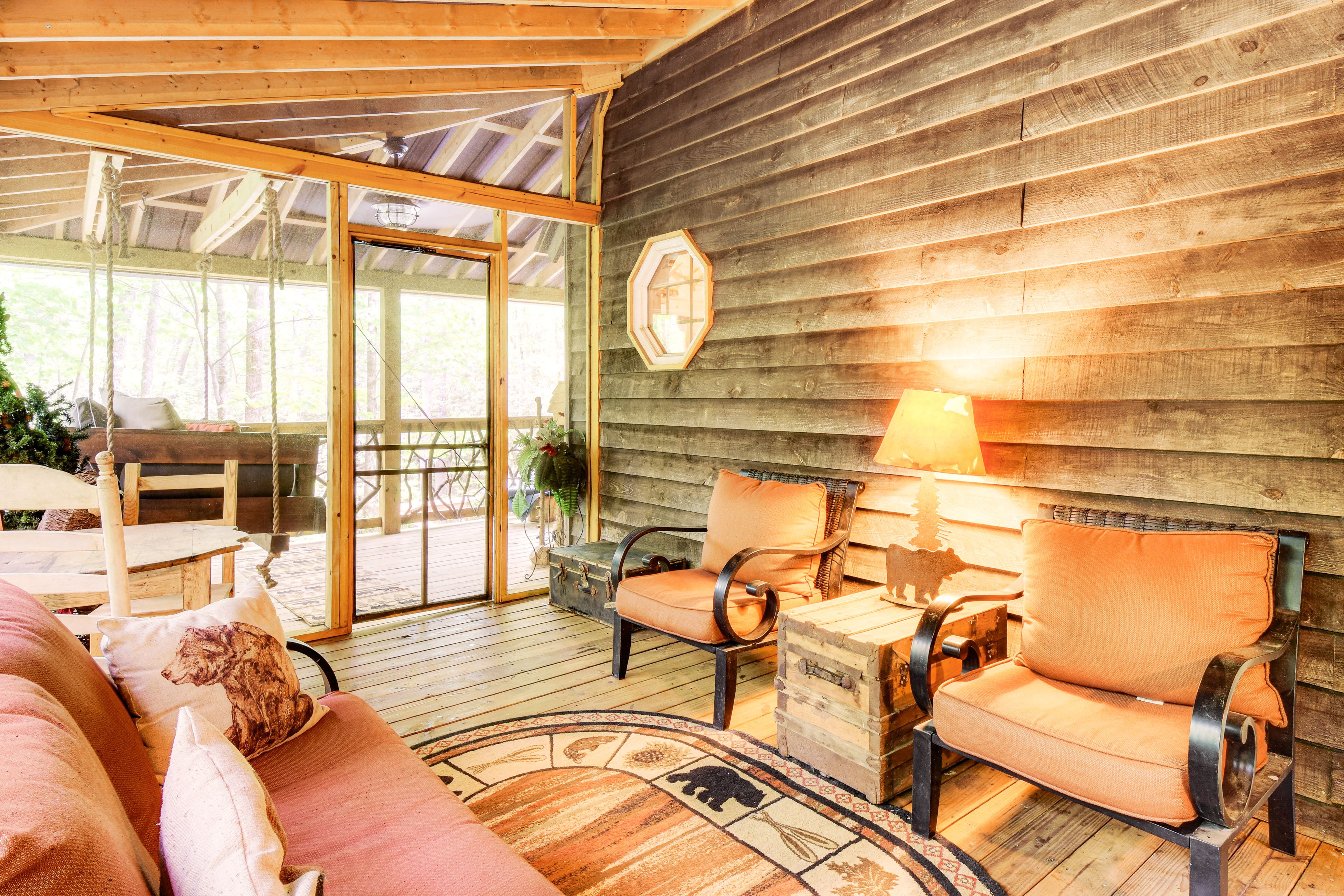 Private Porch | Hot Tub