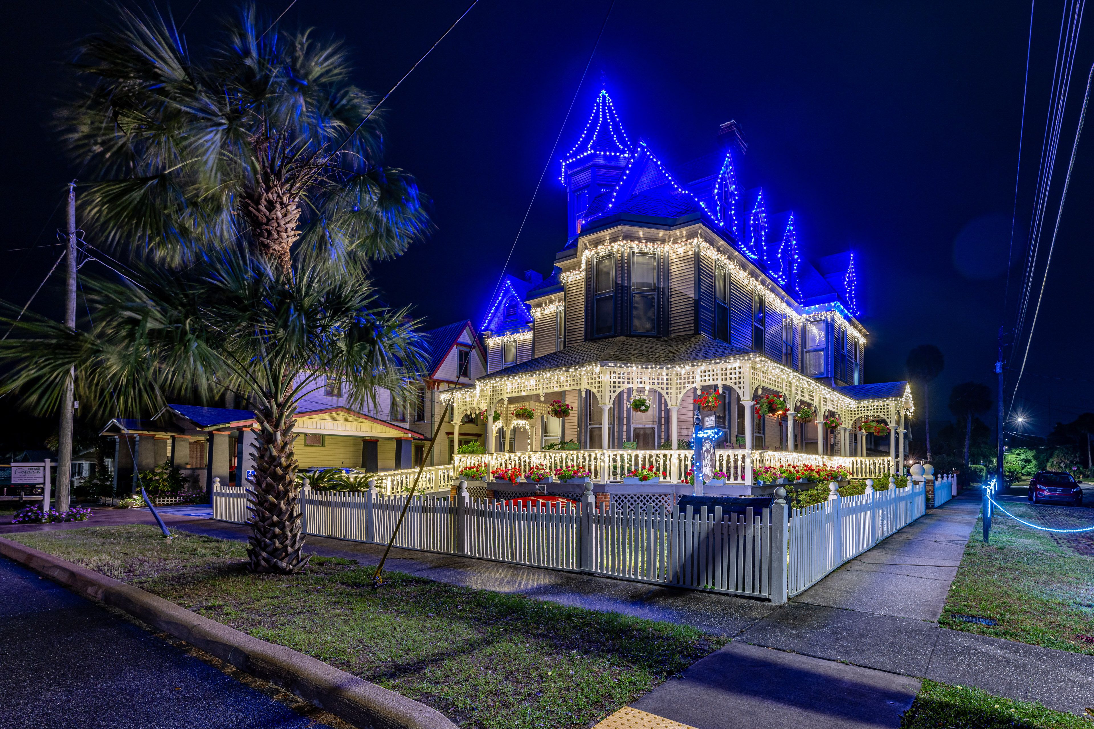 Palatka Vacation Rental | 8BR | 6.5BA | Step-Free Entry | 6,425 Sq Ft