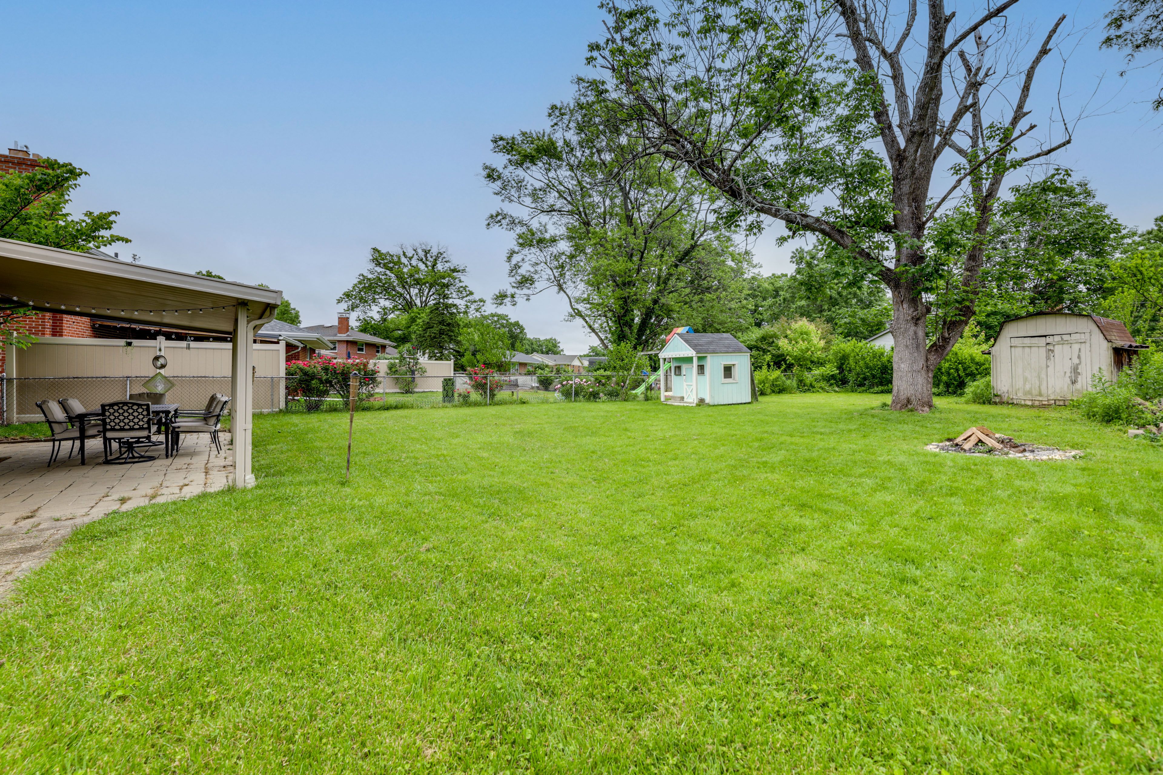 Yard | Fire Pit