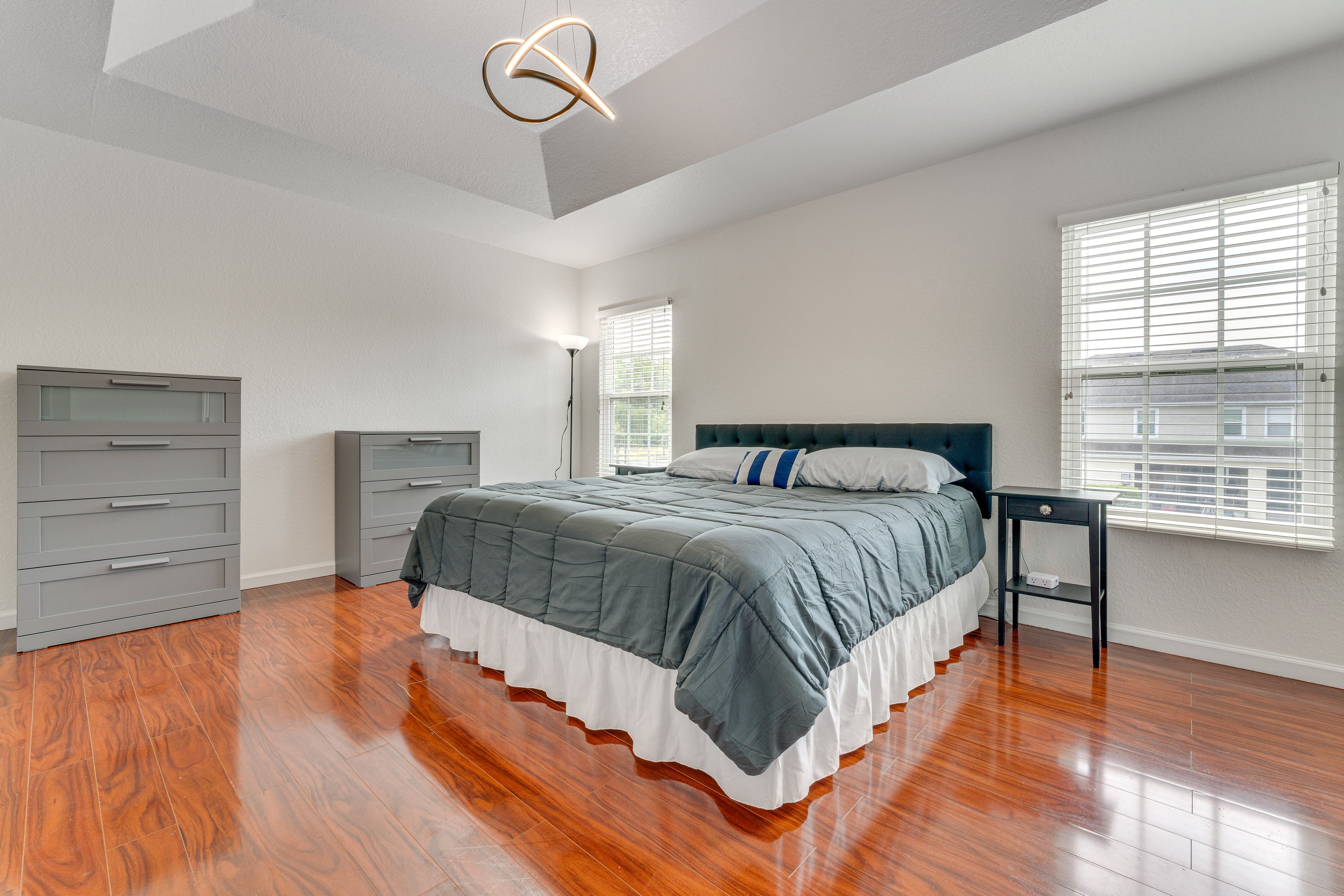 Bedroom 2 | 2nd Floor | King Bed