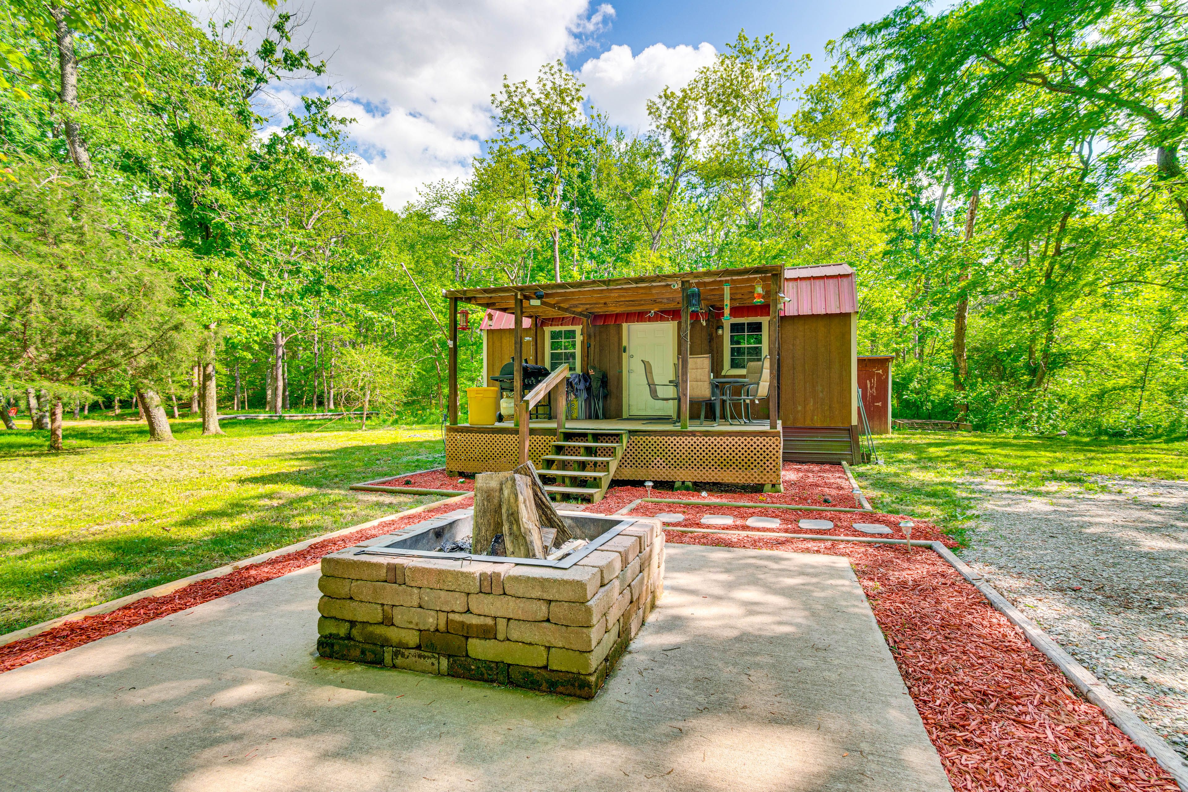 Patio | Wood-Burning Fire Pit