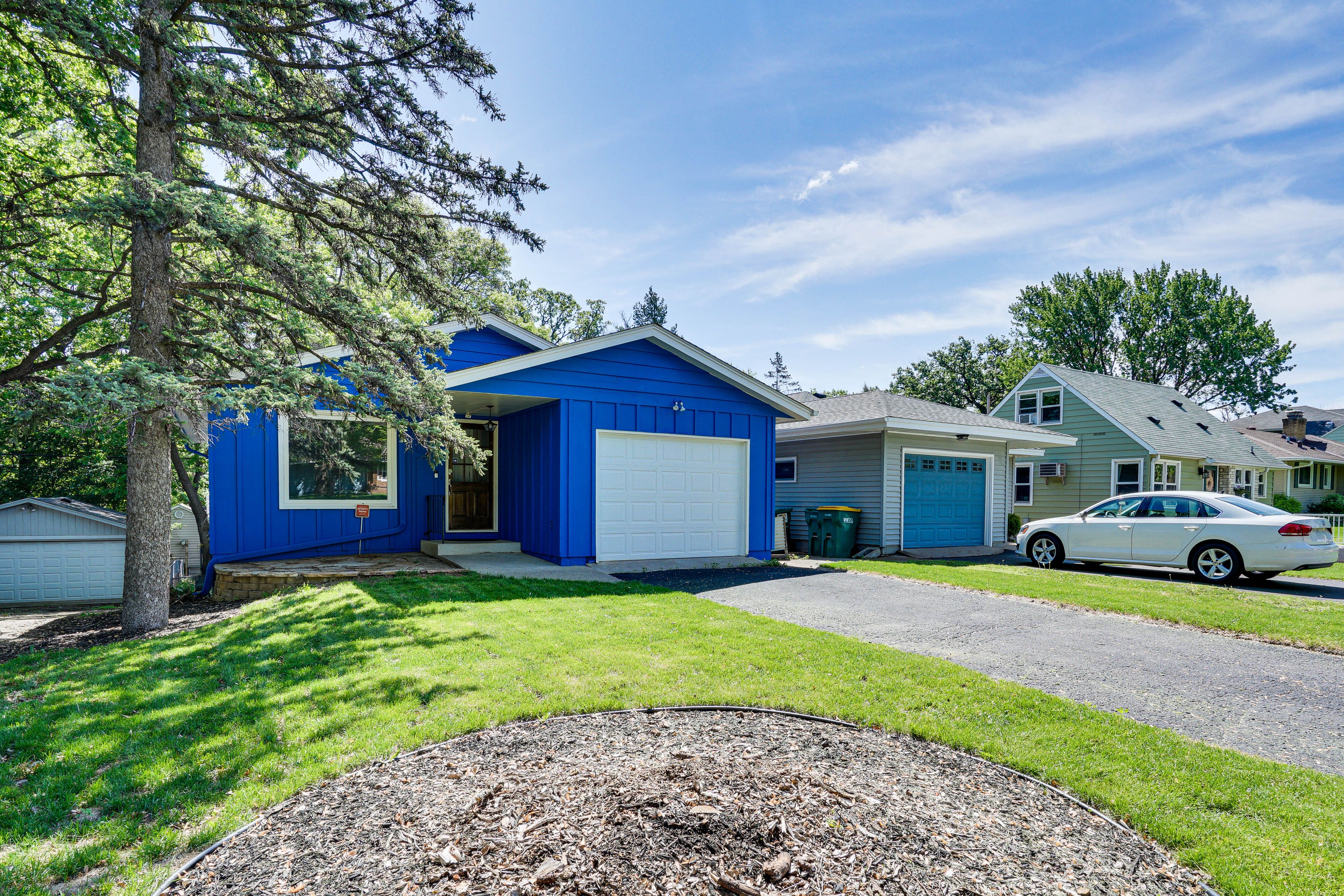 Parking | Driveway (2 Vehicles) | Free Street Parking (First-Come, First-Served)