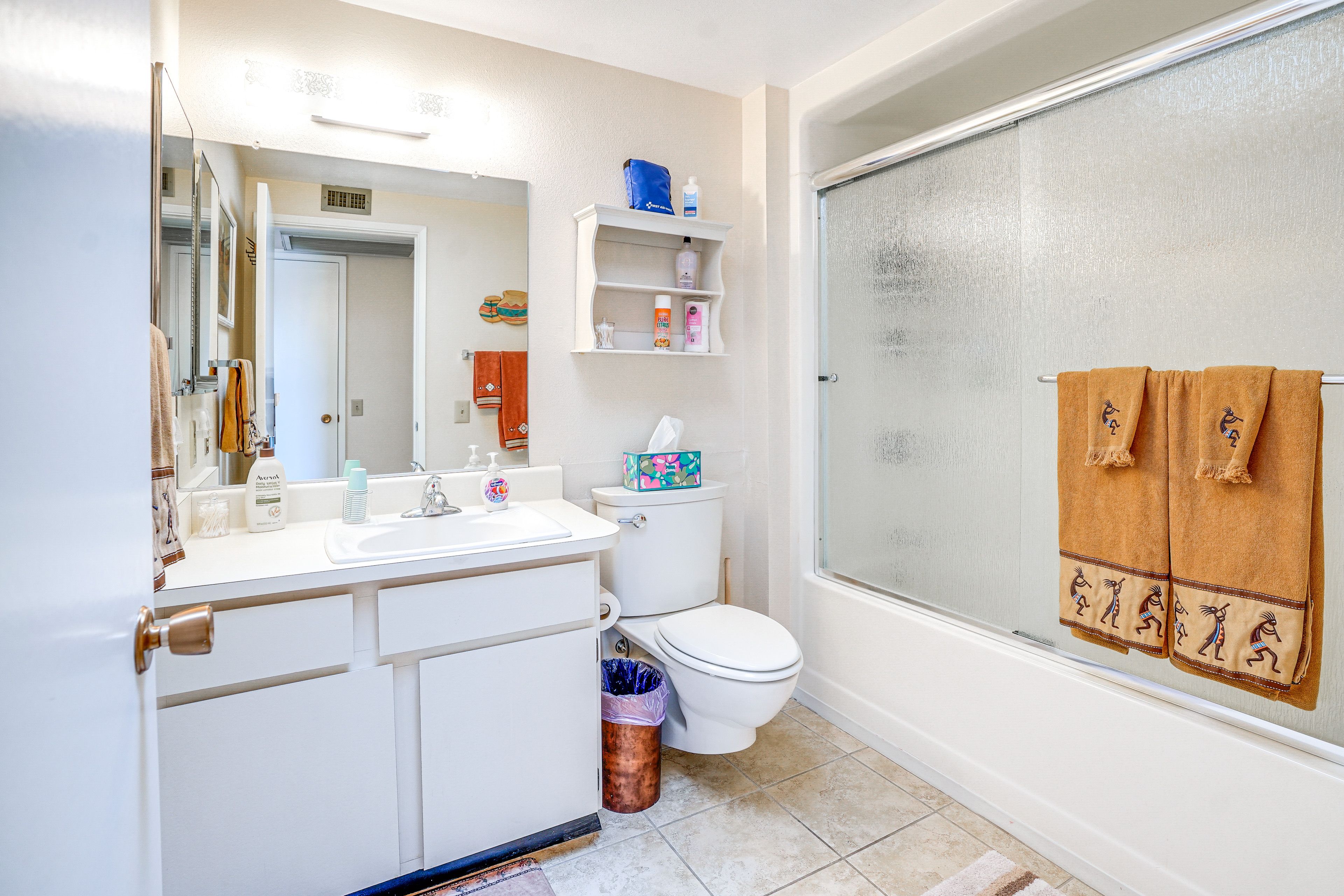 Full Bathroom