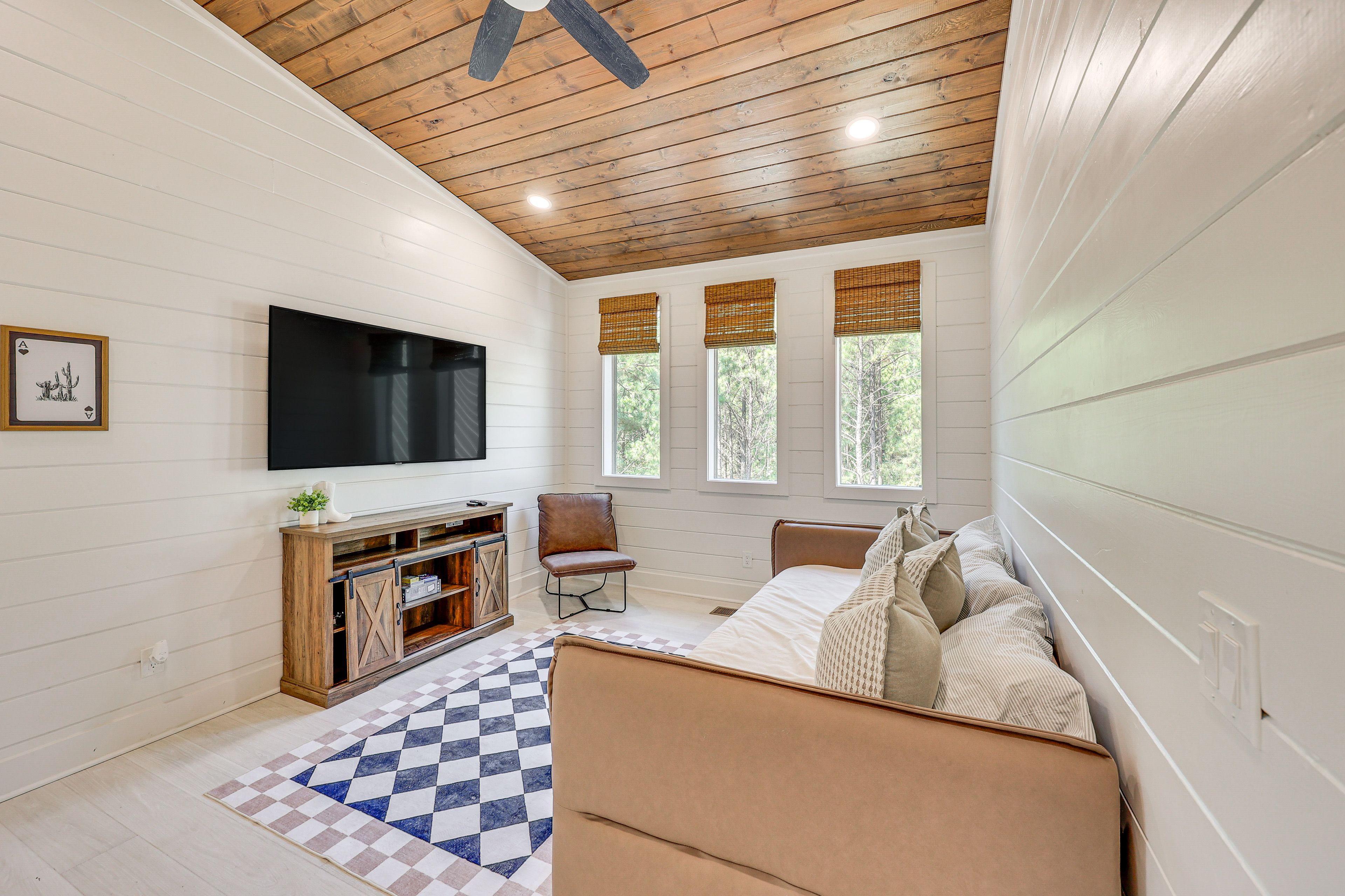 Bedroom 3 | Twin Daybed w/ Twin Trundle | 2nd Floor