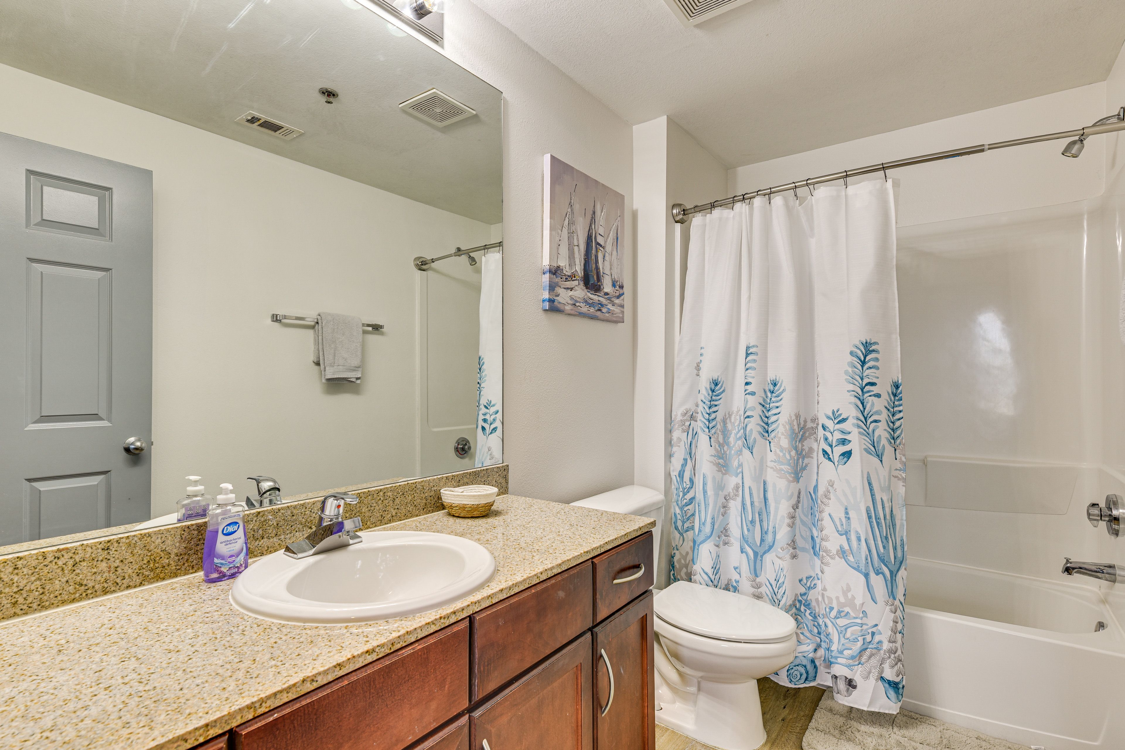 Bathroom | Towels Provided