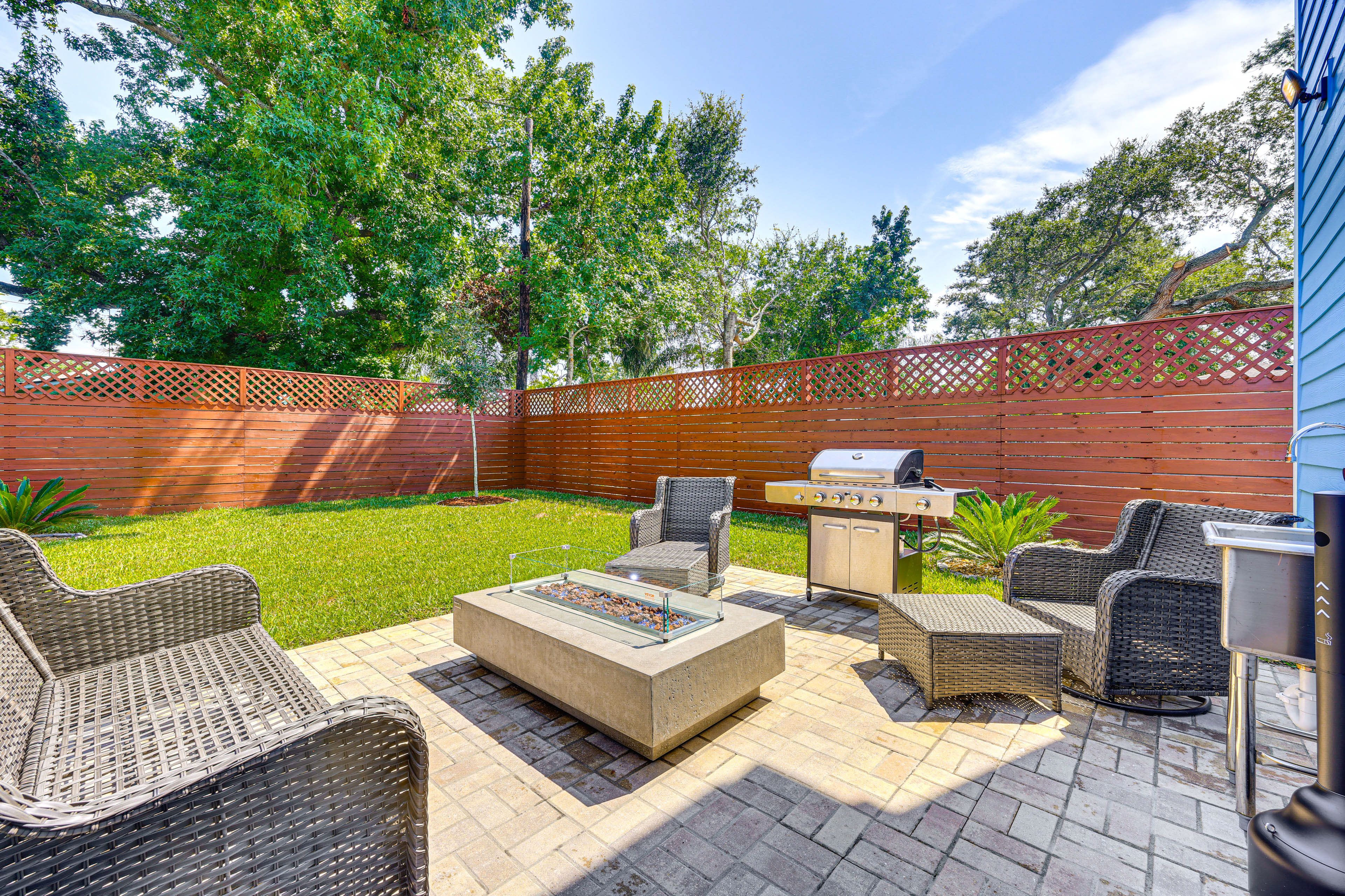 Patio | Fire Pit | Gas Grill | 2-Story Home | 2,800 Sq Ft