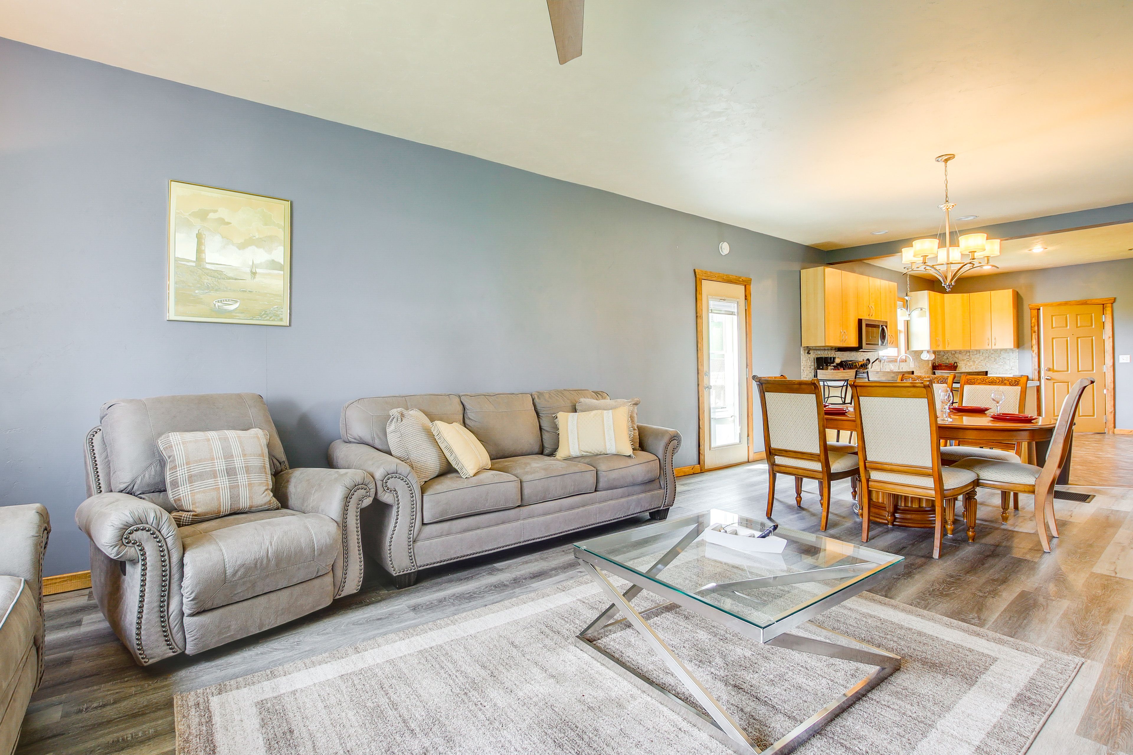 Living Room | 2 Queen Sleeper Sofas | Smart TV | DVD Player | 1st Floor