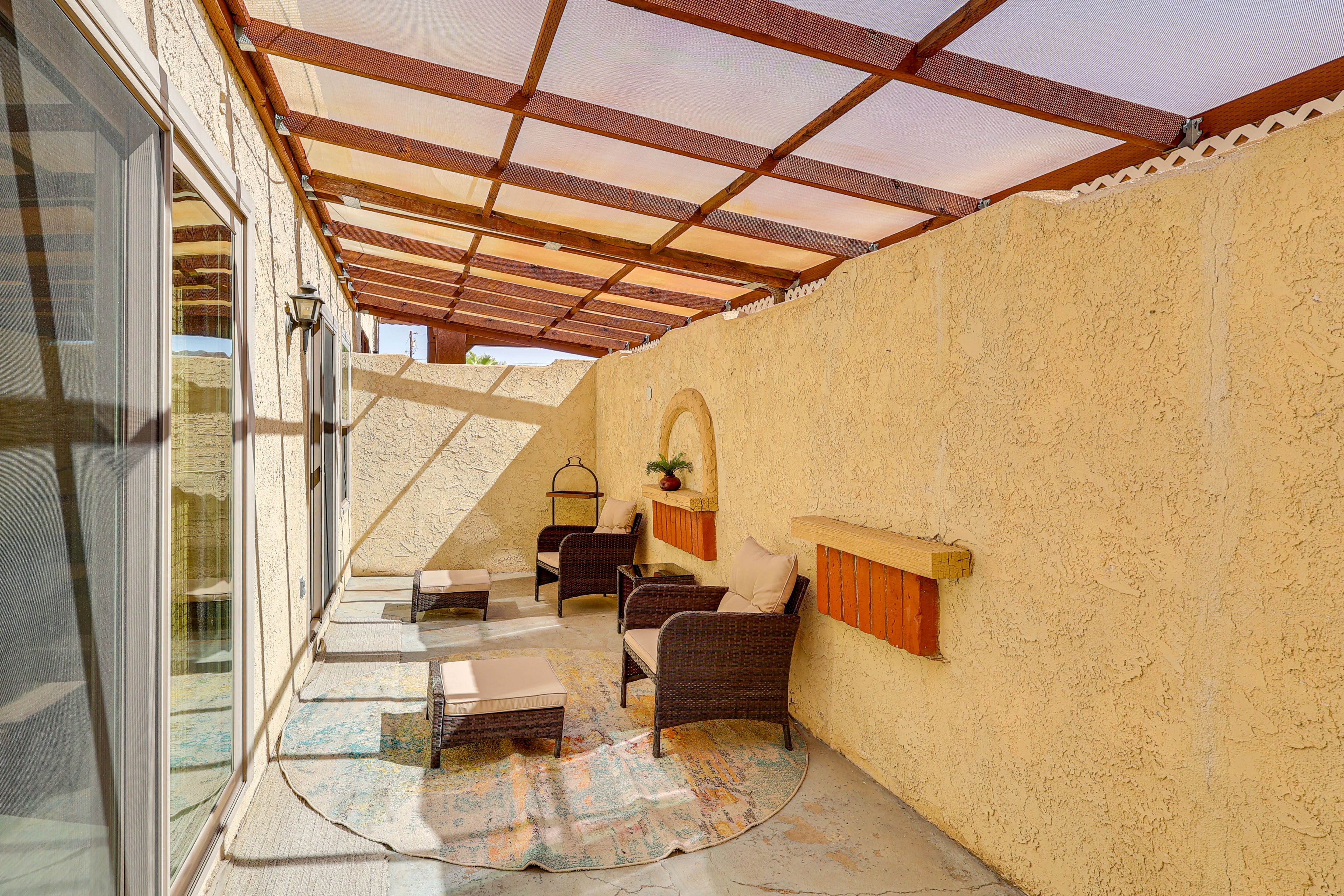 Covered Patio 1 | Lounge Seating