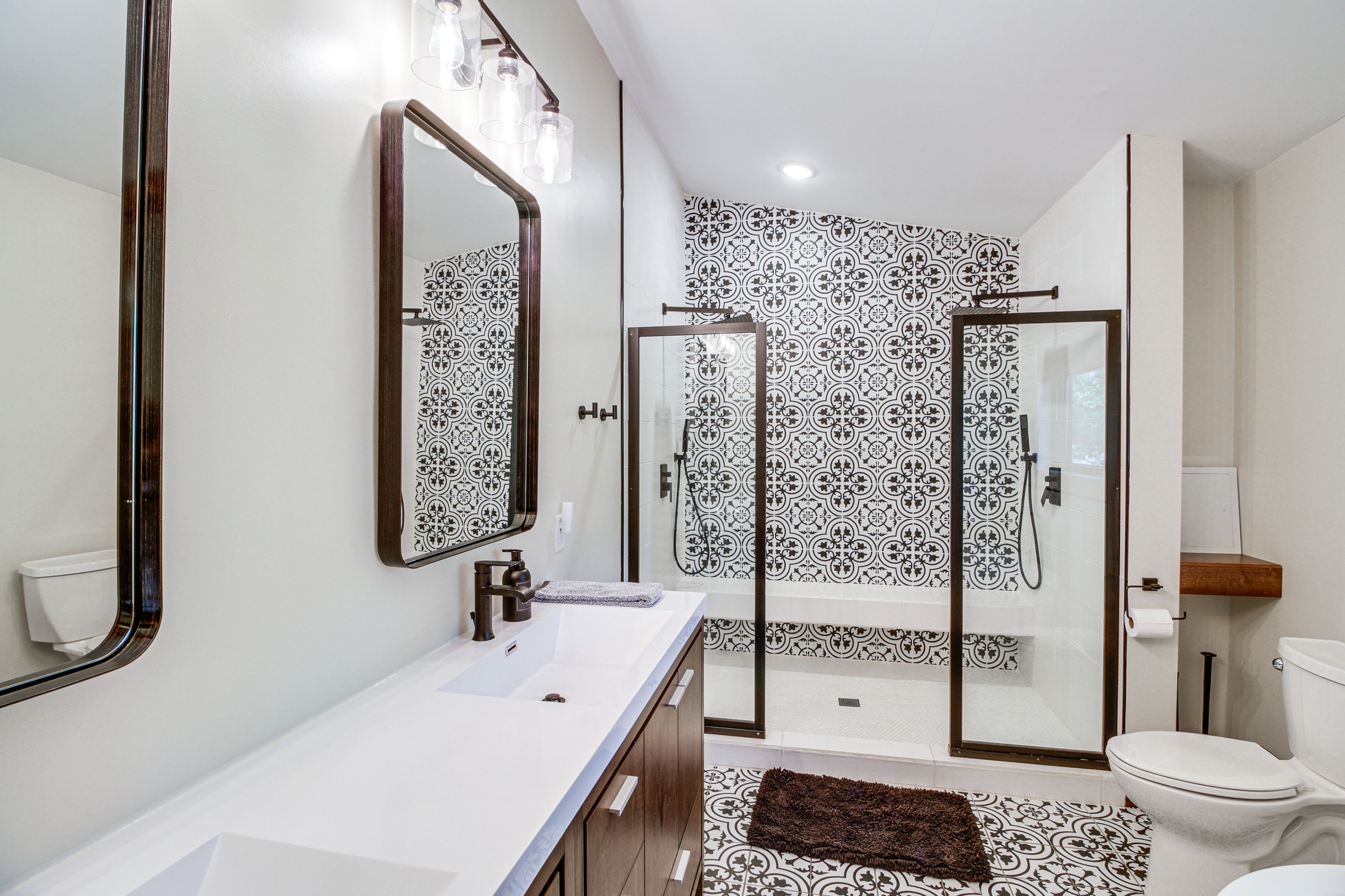 Bathroom | Towels Provided | Main Floor