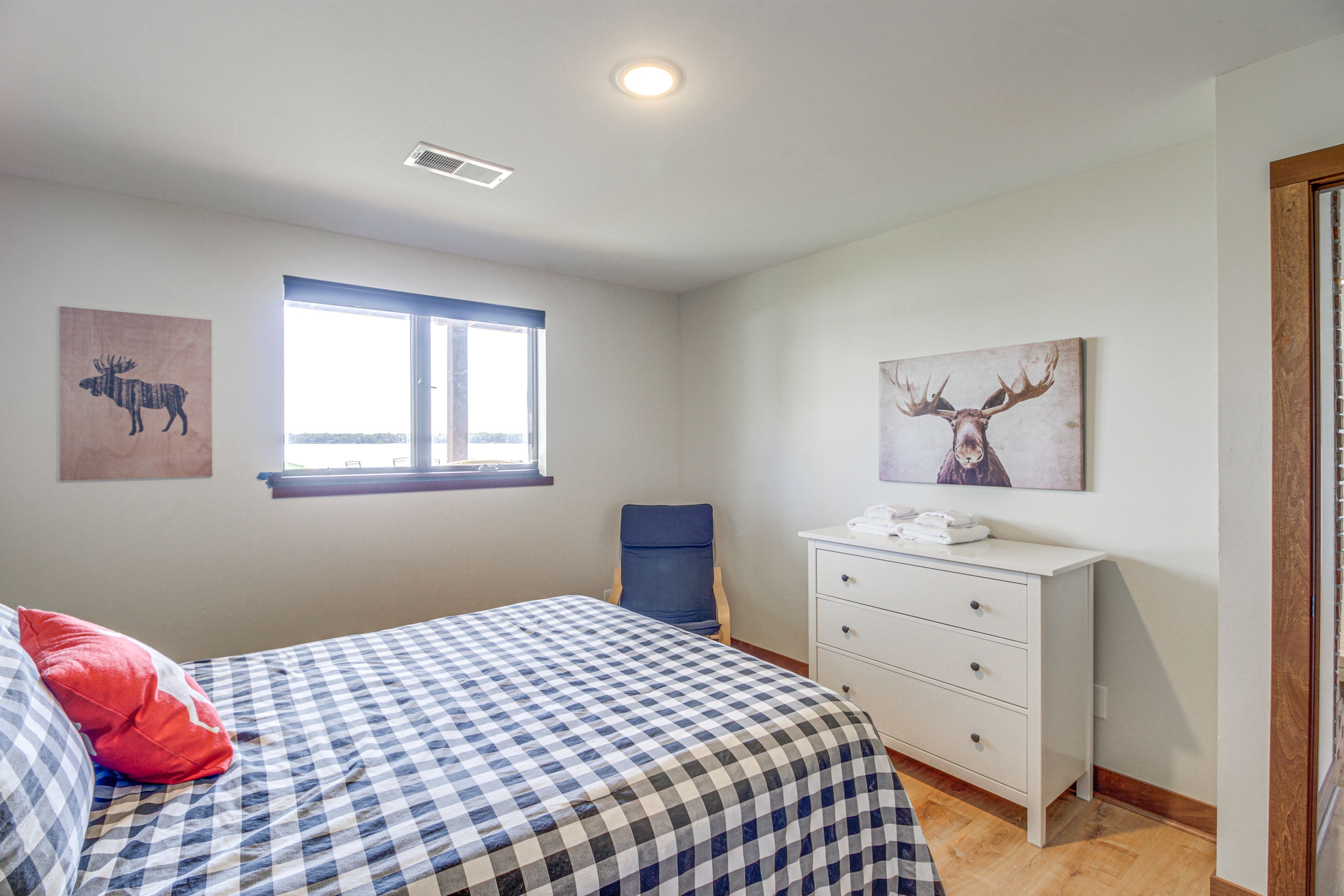 Bedroom 4 | Queen Bed | Lower Floor