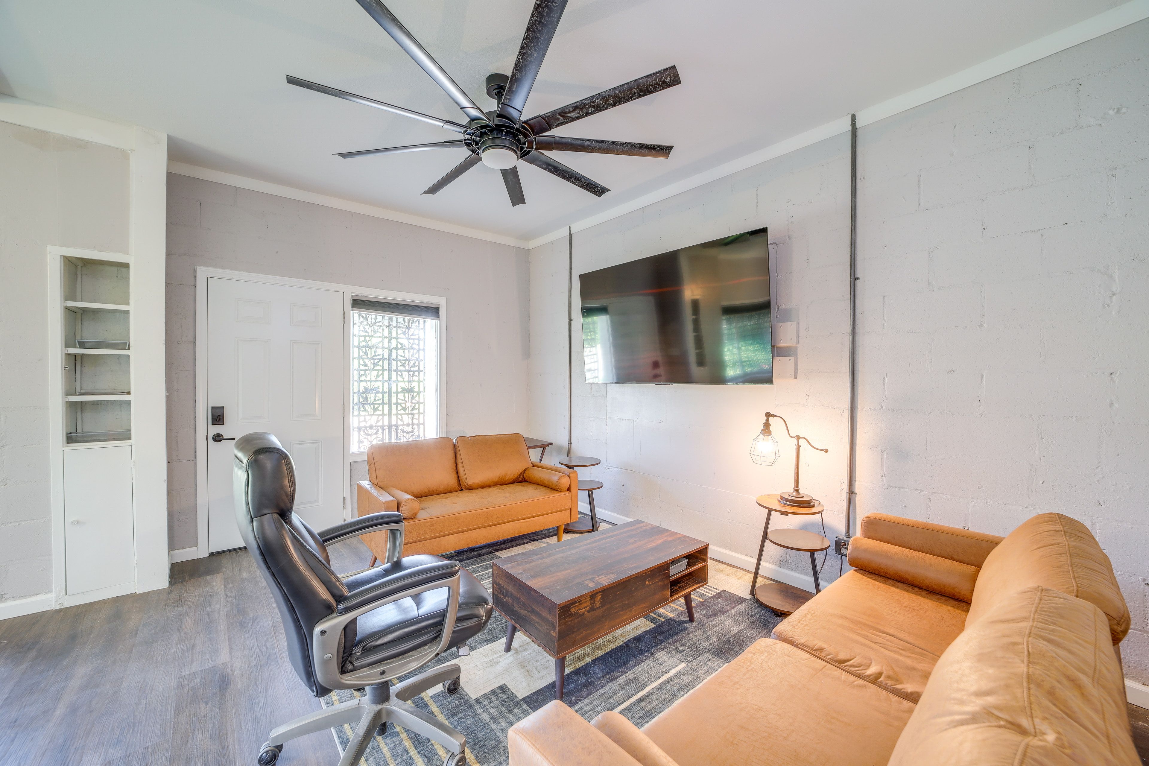 Tulsa Vacation Rental | 2BR | 1BA | 989 Sq Ft | 1 Minor Step to Enter