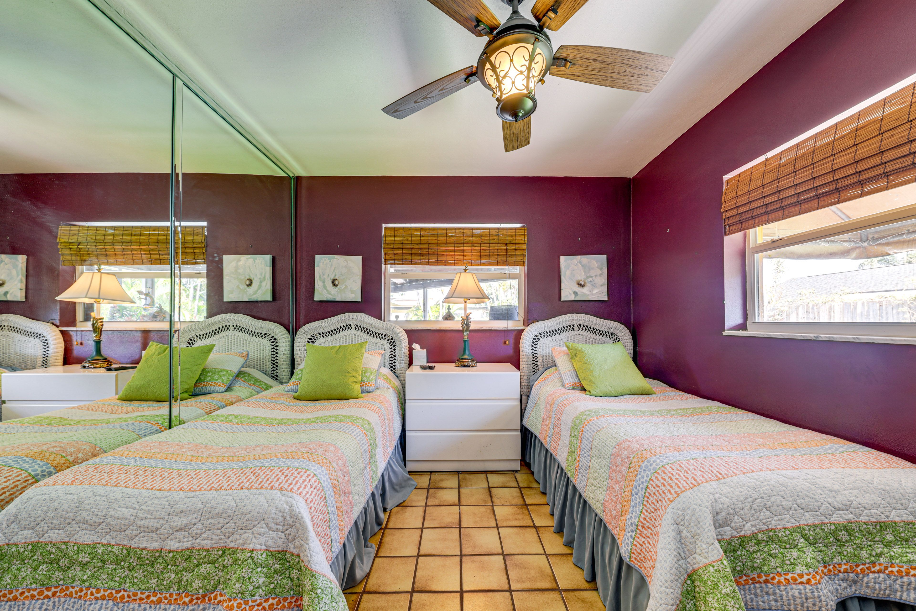 Bedroom 4 | 2 Twin Beds