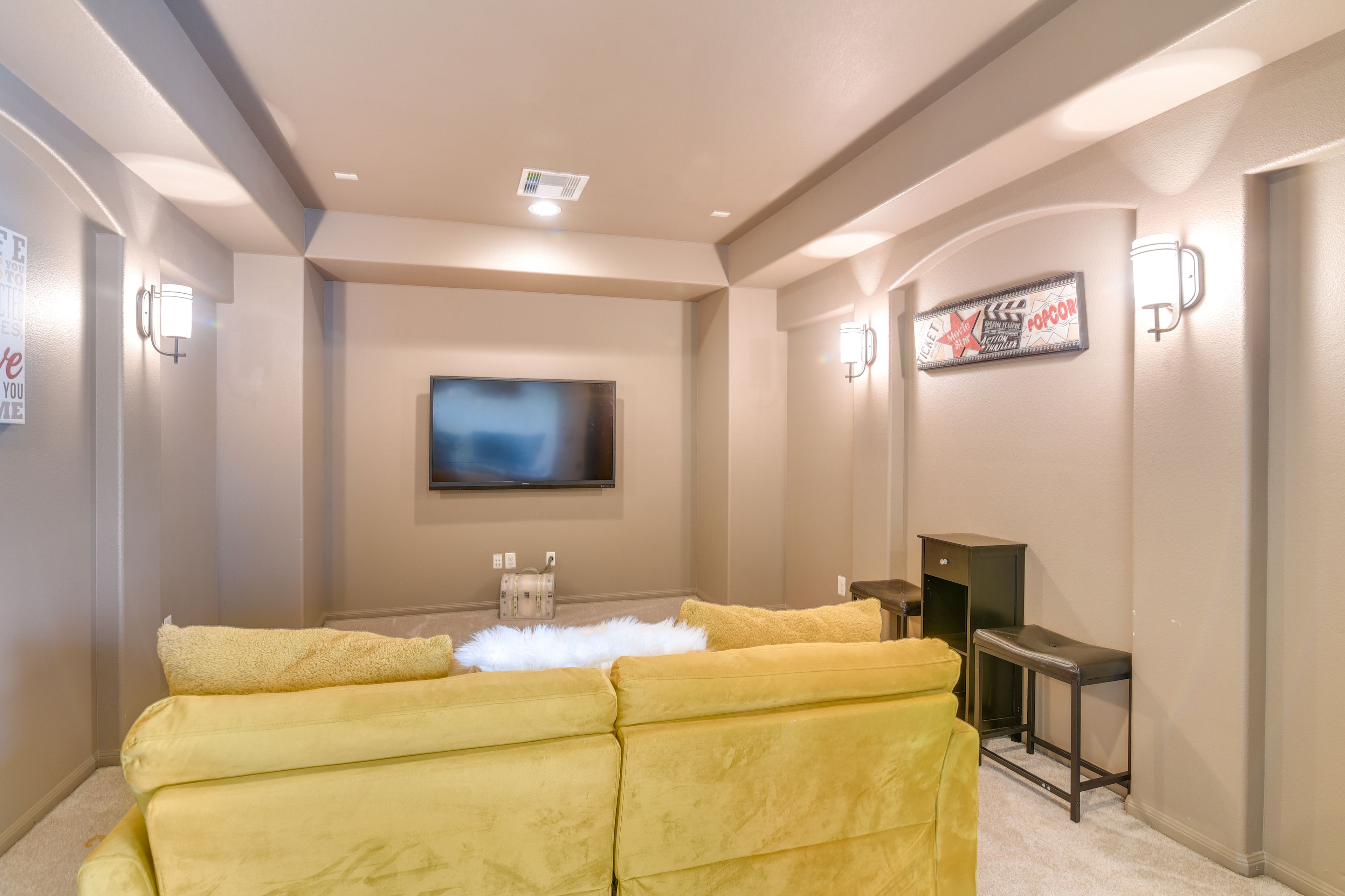 Media Room | 2nd Floor
